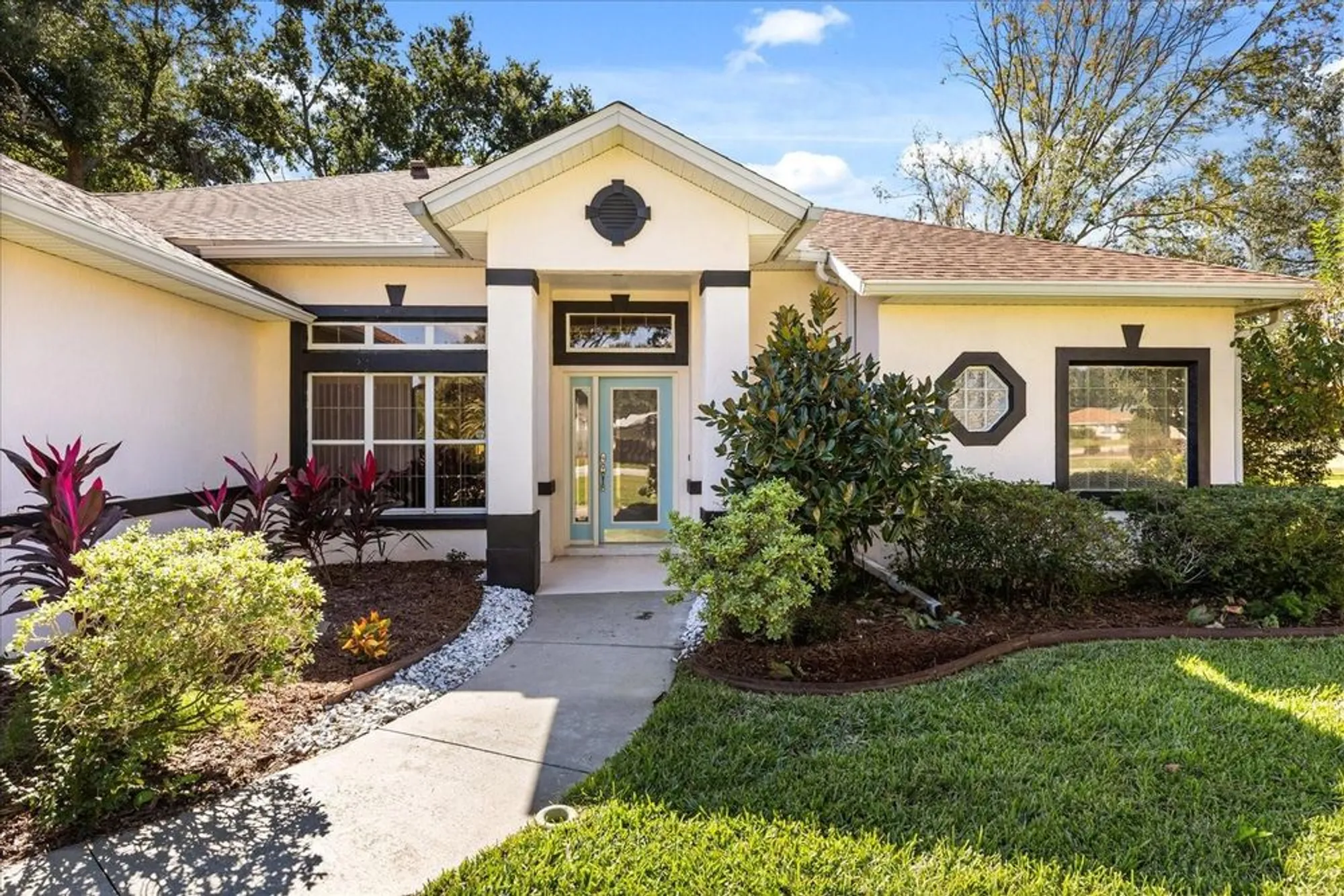 Property Slideshow image 4 of 52 | 5435 grove mnr, Lady Lake, FL, 32159