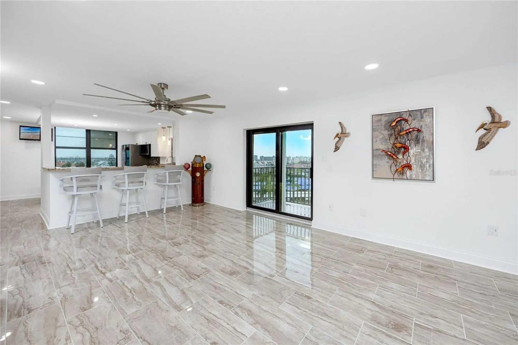 Property Slideshow image 11 of 54 | 7300 sun island dr 706, South Pasadena, FL, 33707