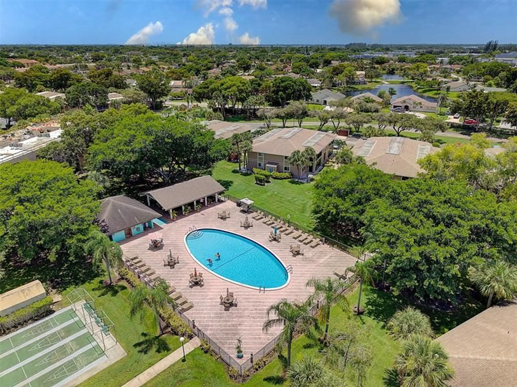 Property Slideshow image 23 of 28 | 7759 ashmont cir # 103, Tamarac, FL, 33321