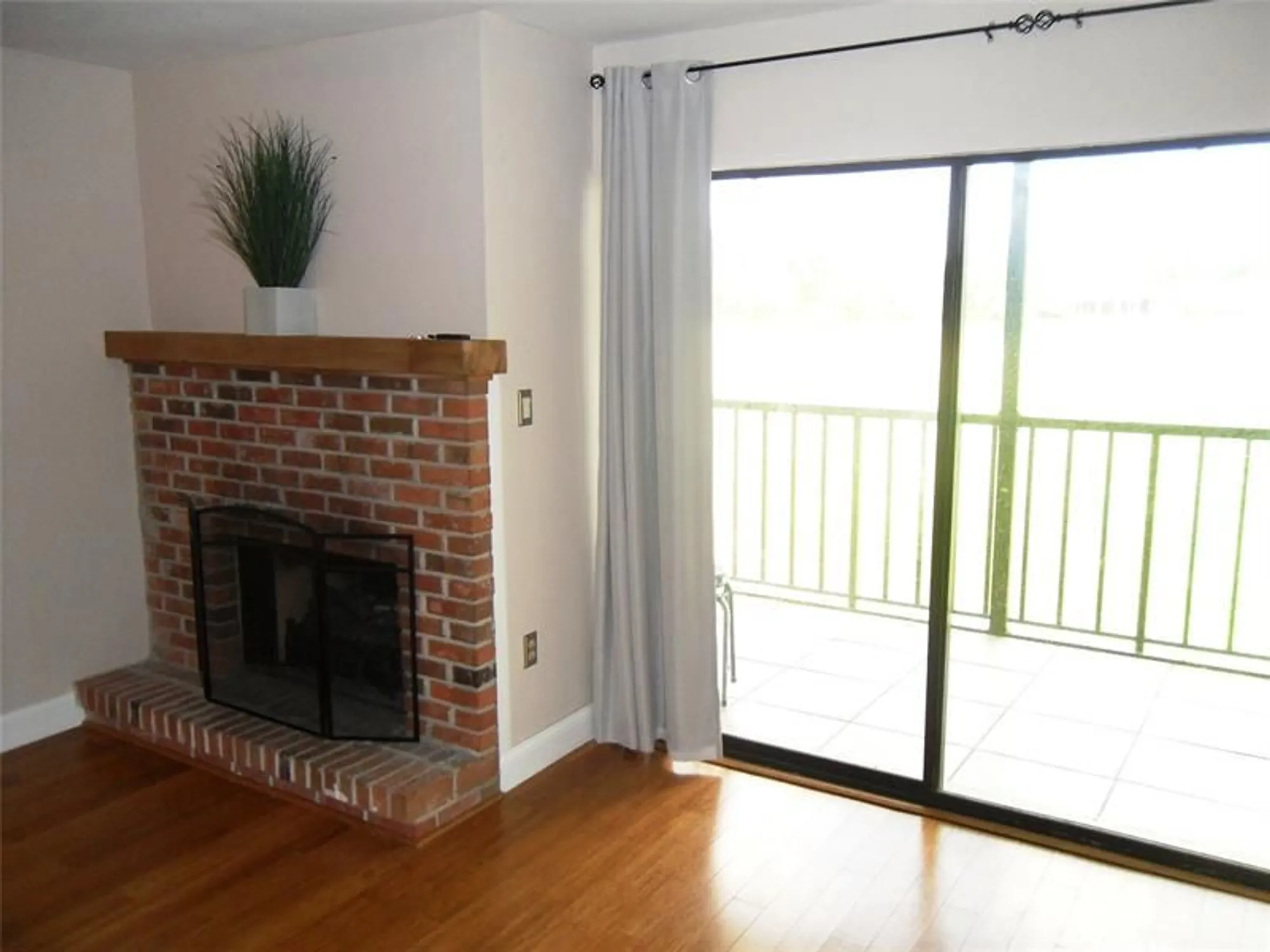 Property Slideshow image 15 of 28 | 3500 twin lakes ter apt 202, Fort Pierce, FL, 34951