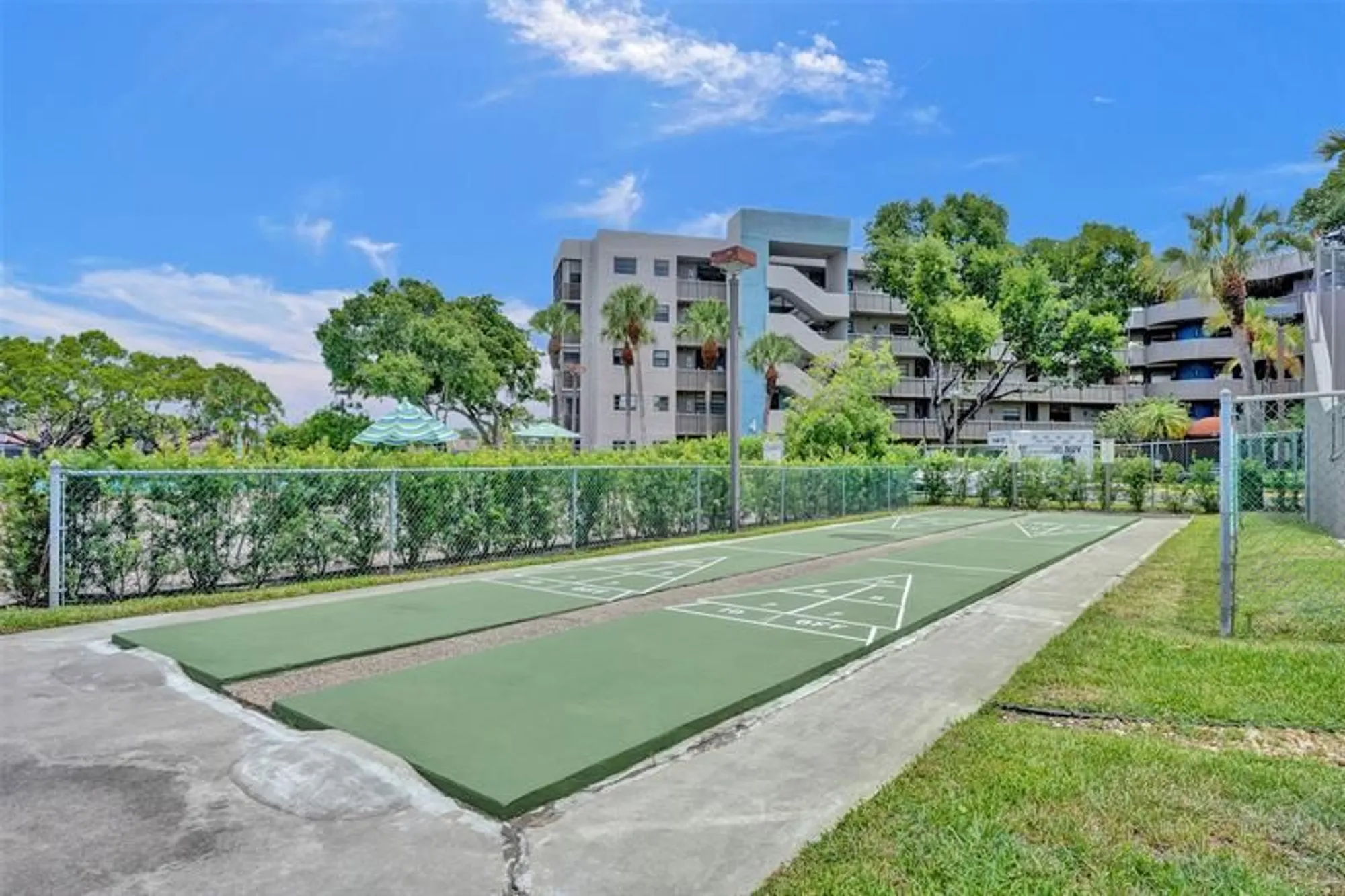 Property Slideshow image 32 of 48 | 1101 colony point cir 403, Pembroke Pines, FL, 33026