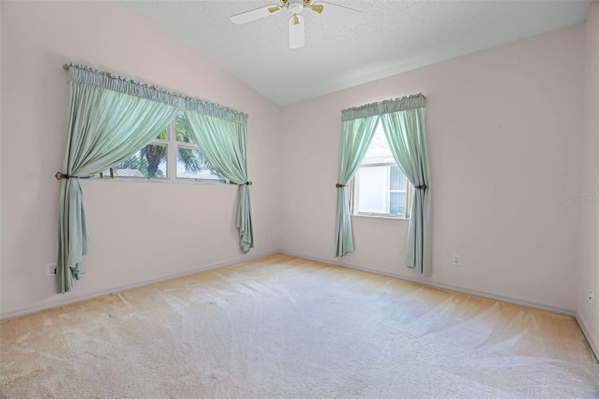 Property Slideshow image 20 of 65 | 5507 laver st, Leesburg, FL, 34748