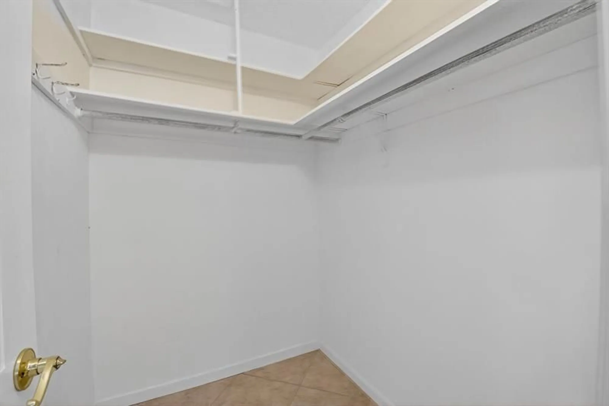 Property Slideshow image 22 of 28 | 1025 south dr d, Delray Beach, FL, 33445