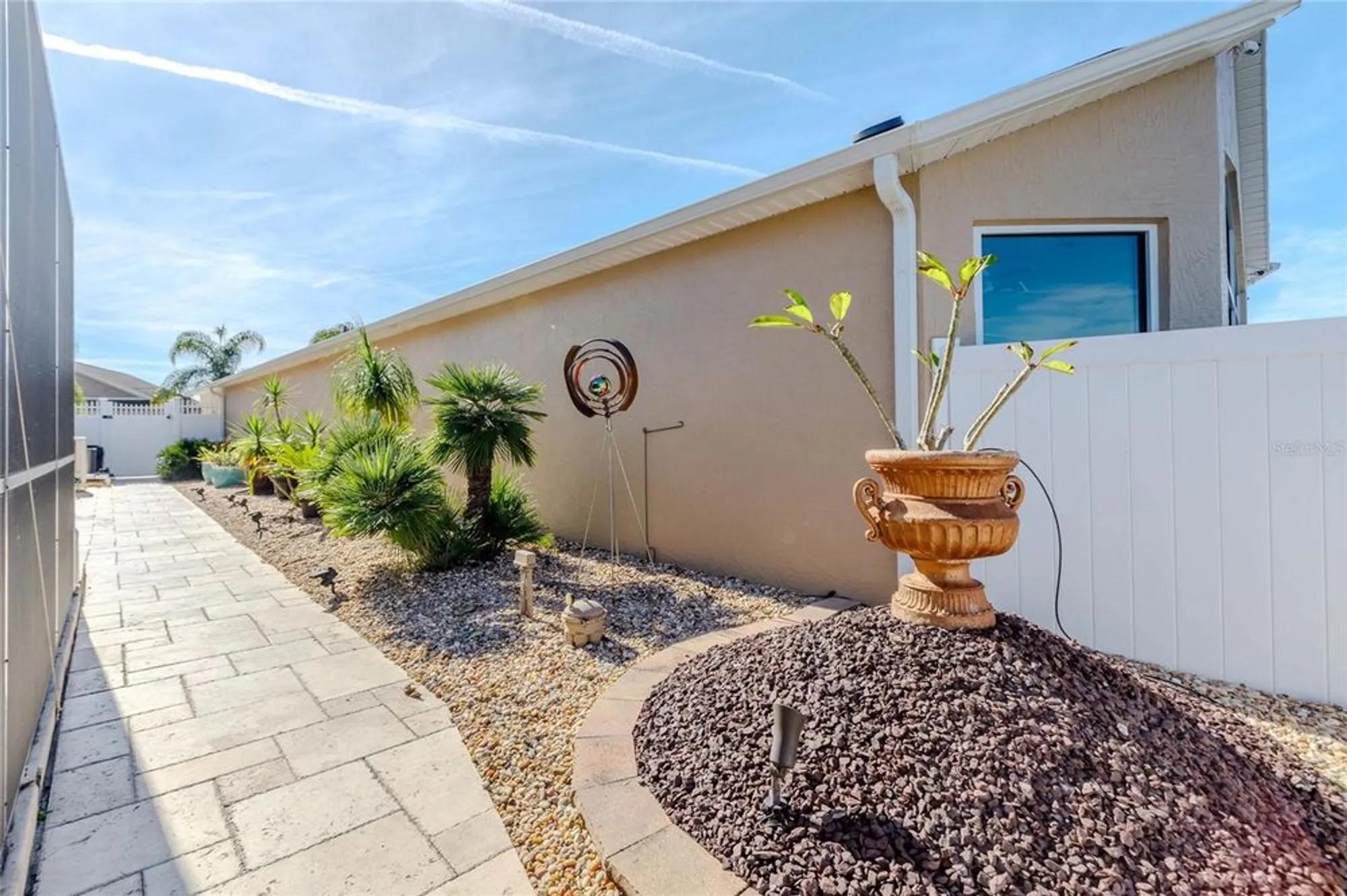 Property Slideshow image 56 of 86 | 1181 edgewater ln, The Villages, FL, 32162