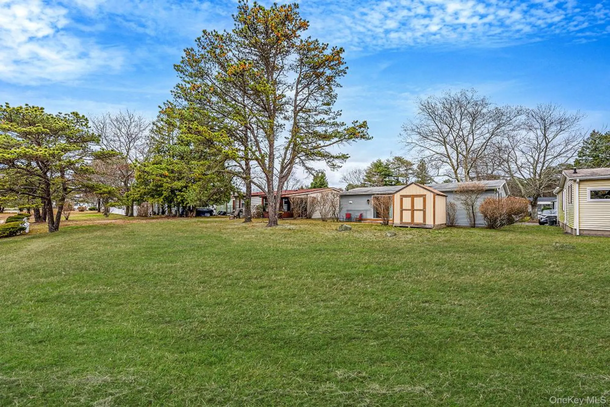 Property Slideshow image 21 of 23 | 22 limetree dr, Manorville, NY, 11949