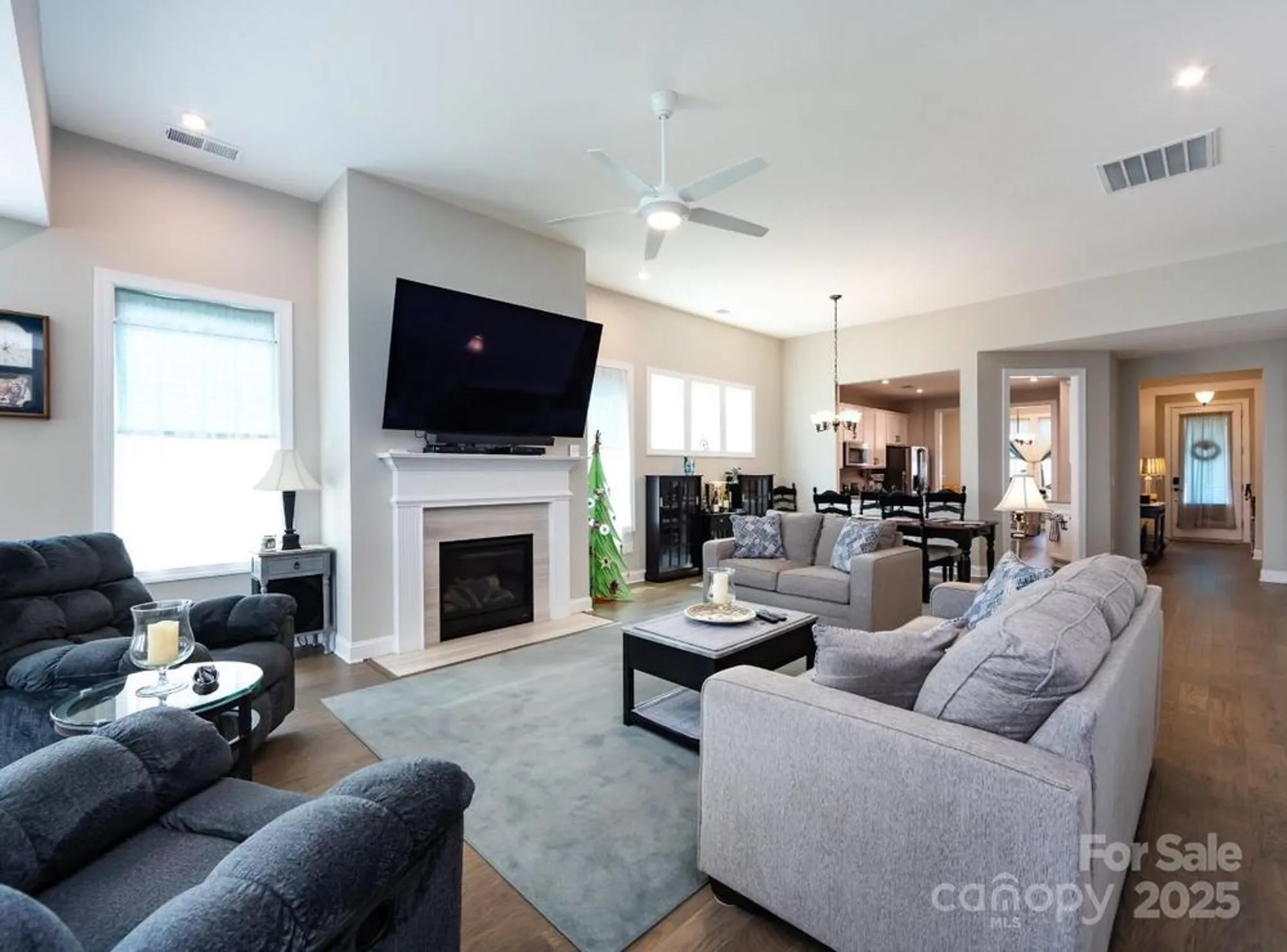 Property Slideshow image 16 of 28 | 7337 overjoyed crossing, Charlotte, NC, 28215
