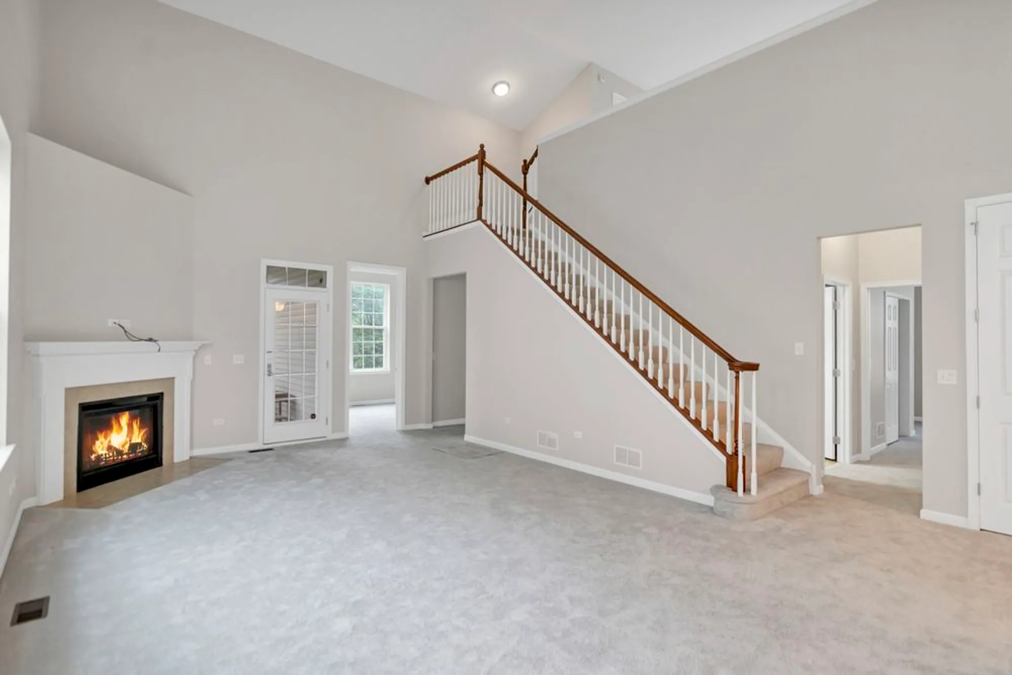 Property Slideshow image 4 of 43 | 3848 valhalla dr, Elgin, IL, 60124