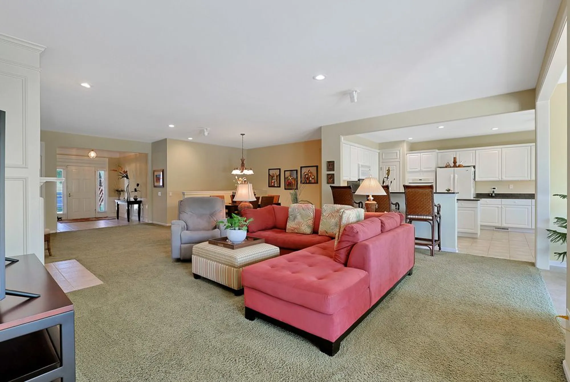 Property Slideshow image 5 of 34 | 12145 daphne dr, Huntley, IL, 60142