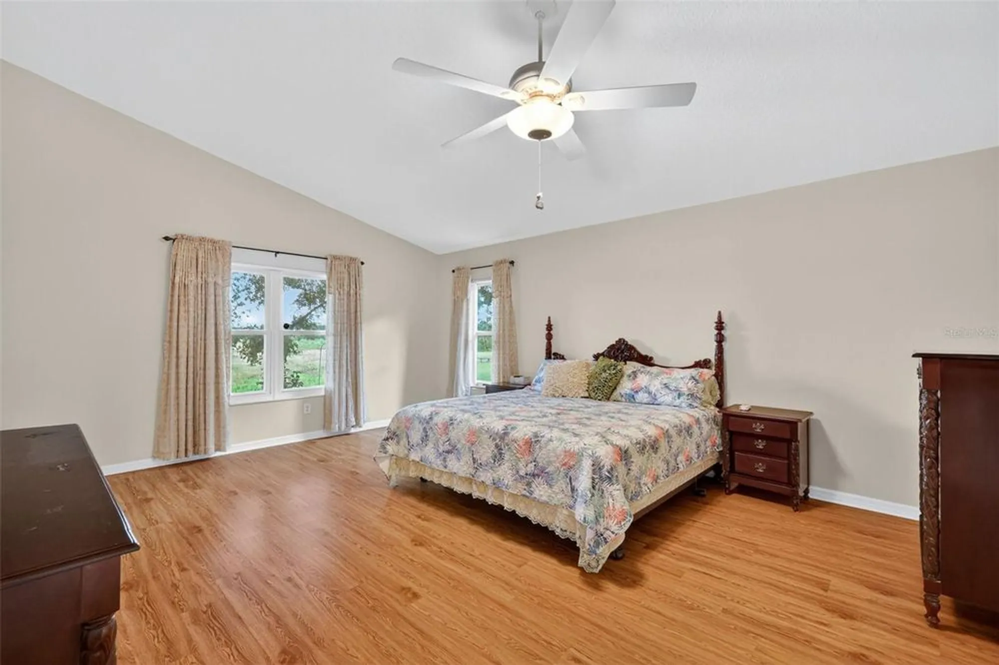 Property Slideshow image 19 of 41 | 4822 sawgrass lake cir, Leesburg, FL, 34748