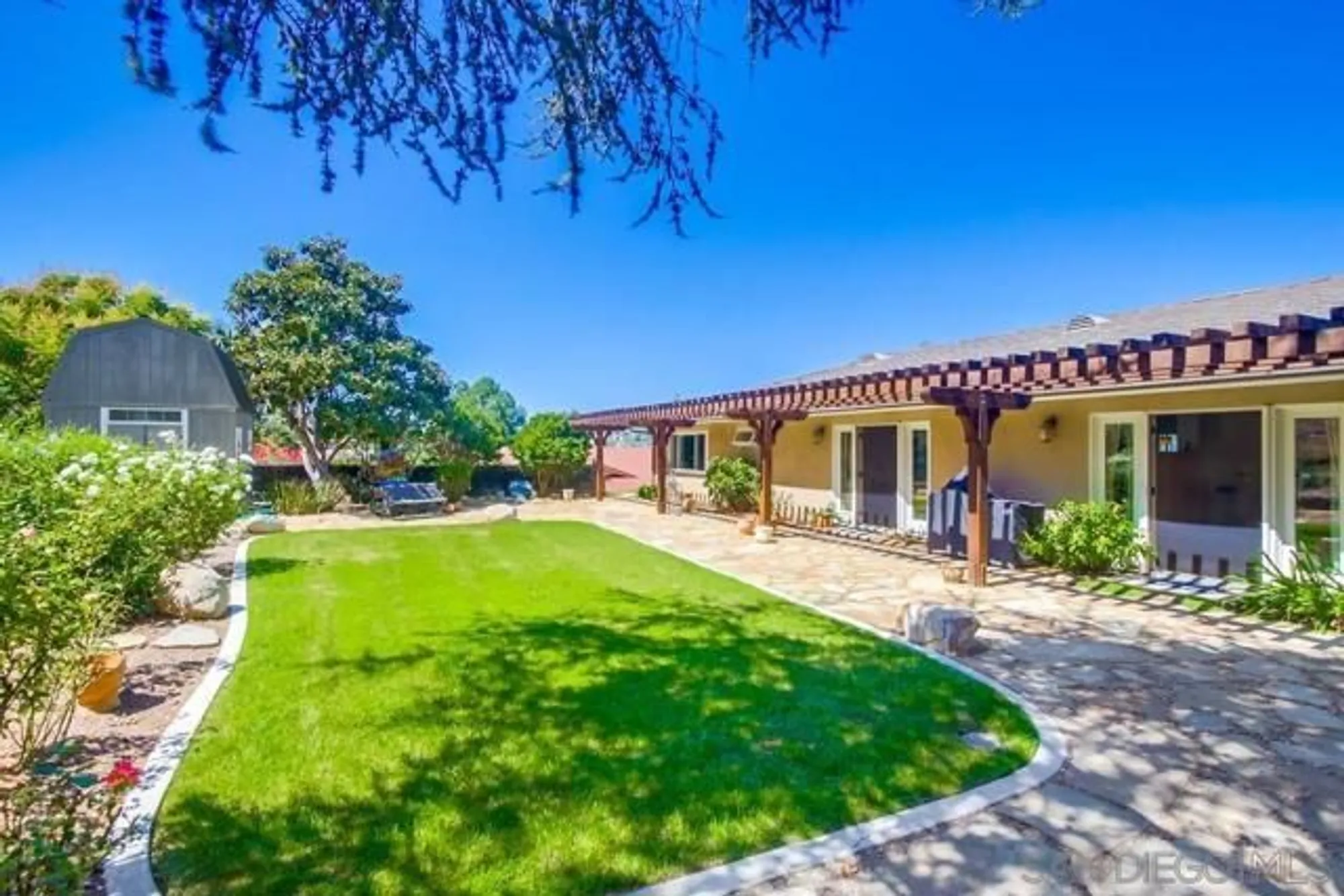 Property Slideshow image 36 of 44 | 1454 la plaza dr, San Marcos, CA, 92078