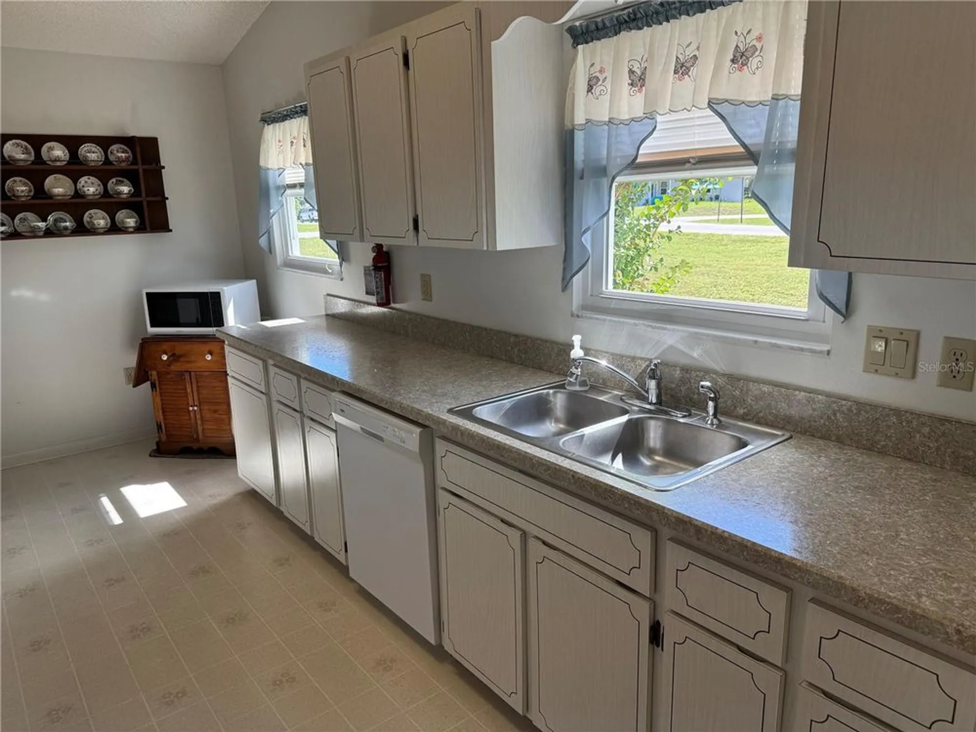 Property Slideshow image 11 of 57 | 10 brigadoon cir, Leesburg, FL, 34788