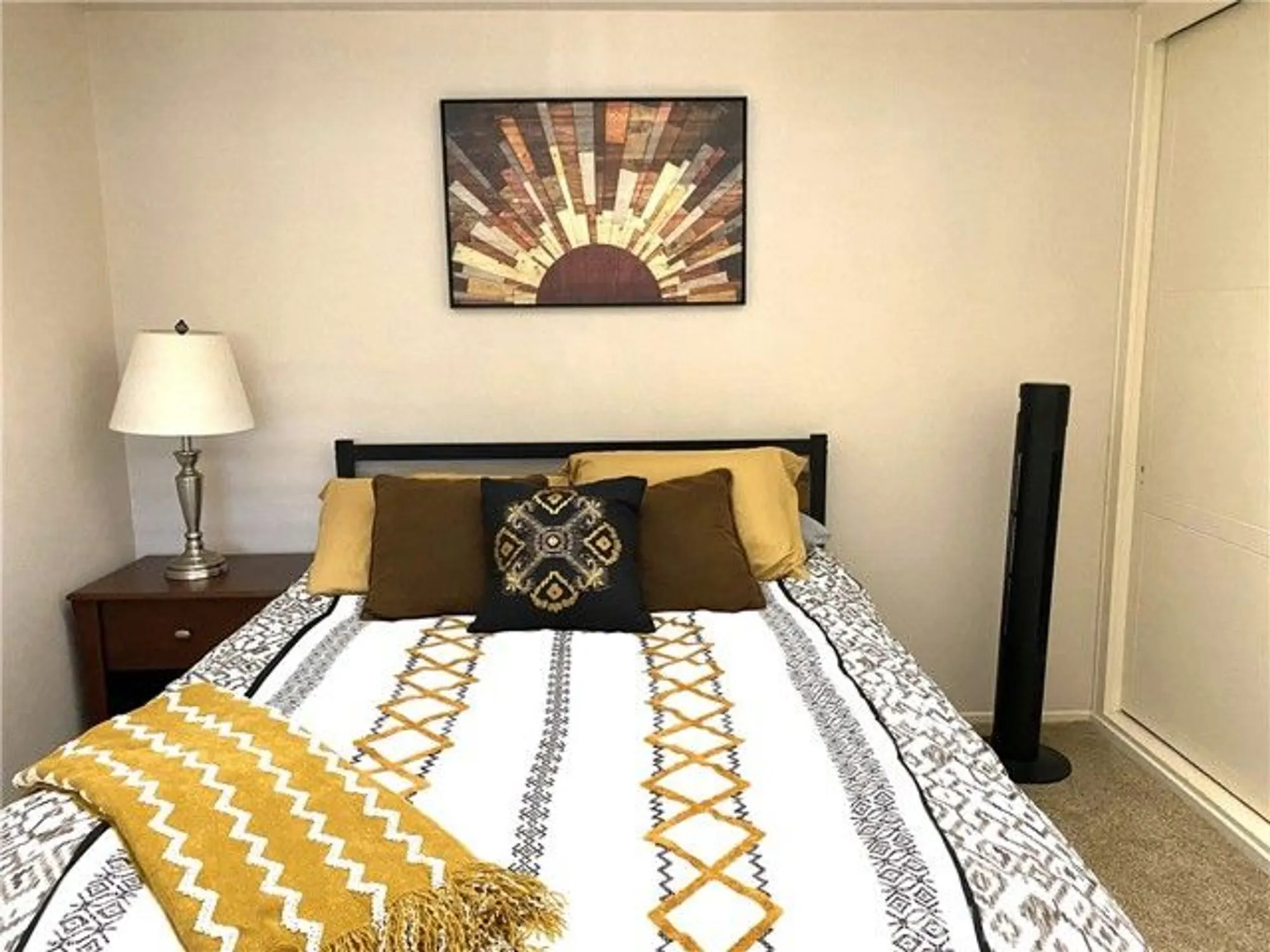 Property Slideshow image 15 of 30 | 13380 danbury ln # m6-130d, Seal Beach, CA, 90740