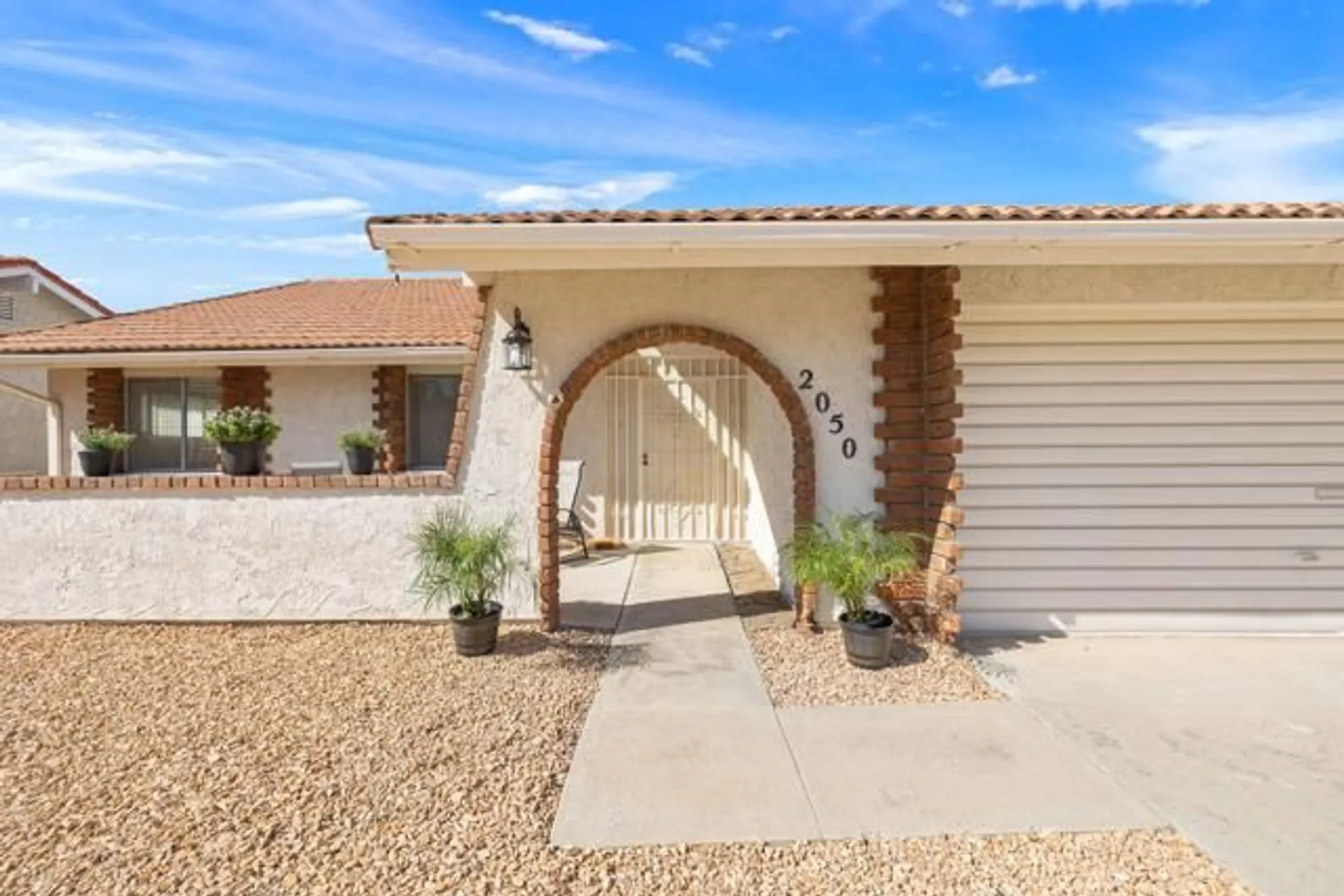 Property Slideshow image 36 of 41 | 2050 silver oak way, Hemet, CA, 92545