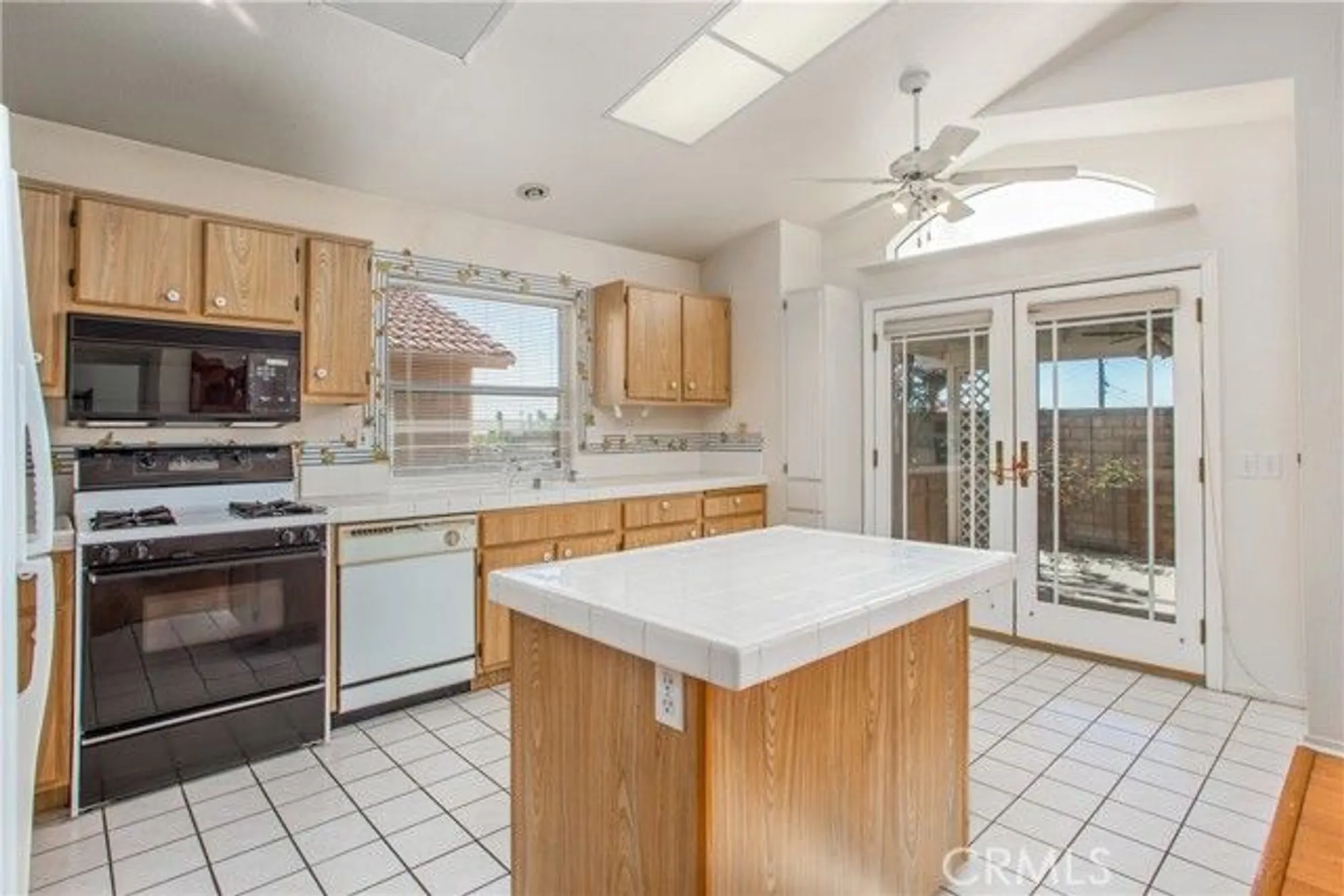 Property Slideshow image 14 of 26 | 10420 bel air dr, Cherry Valley, CA, 92223