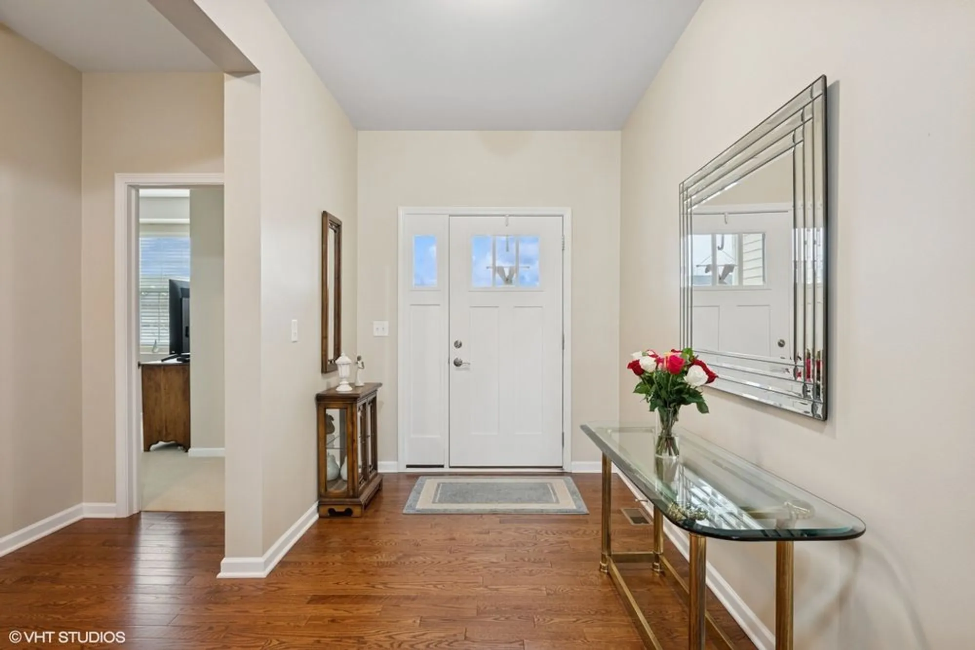 Property Slideshow image 2 of 19 | 451 mahogany dr, Algonquin, IL, 60102