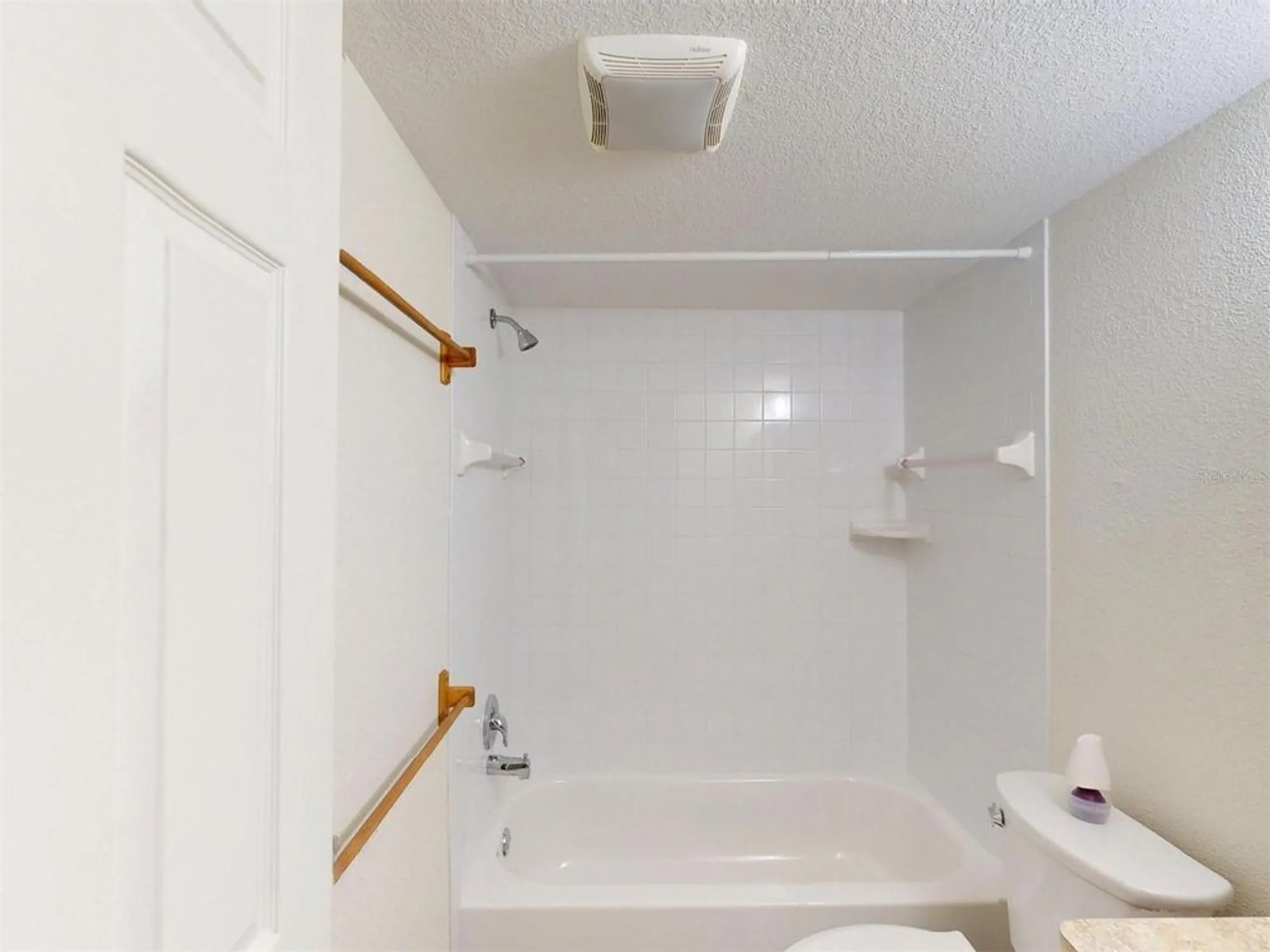 Property Slideshow image 22 of 32 | 21267 gertrude ave 113, Port Charlotte, FL, 33952
