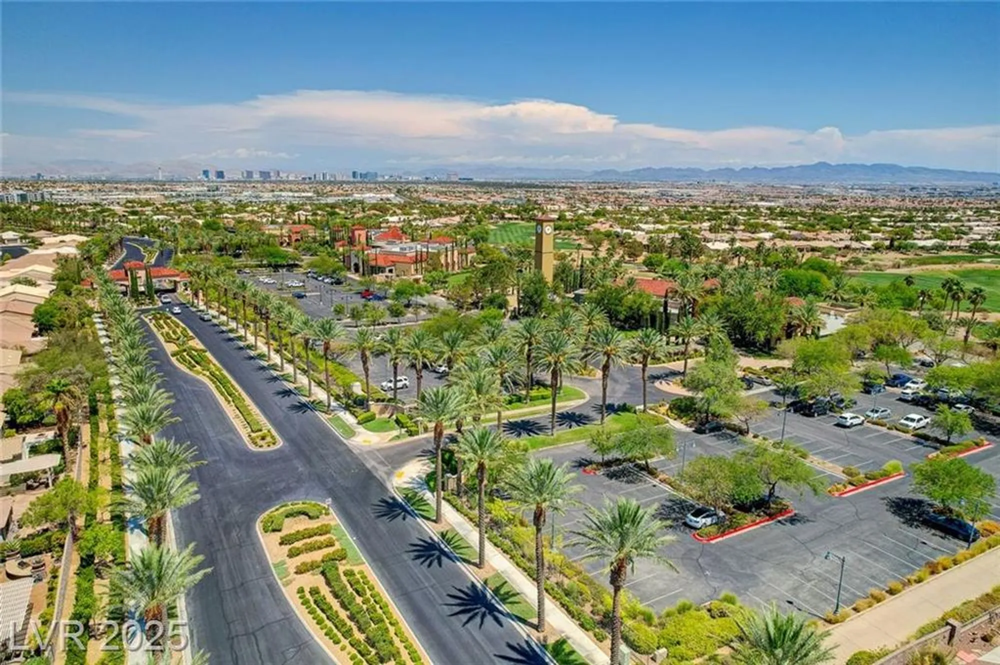 Property Slideshow image 44 of 72 | 4956 momenti st, Las Vegas, NV, 89135