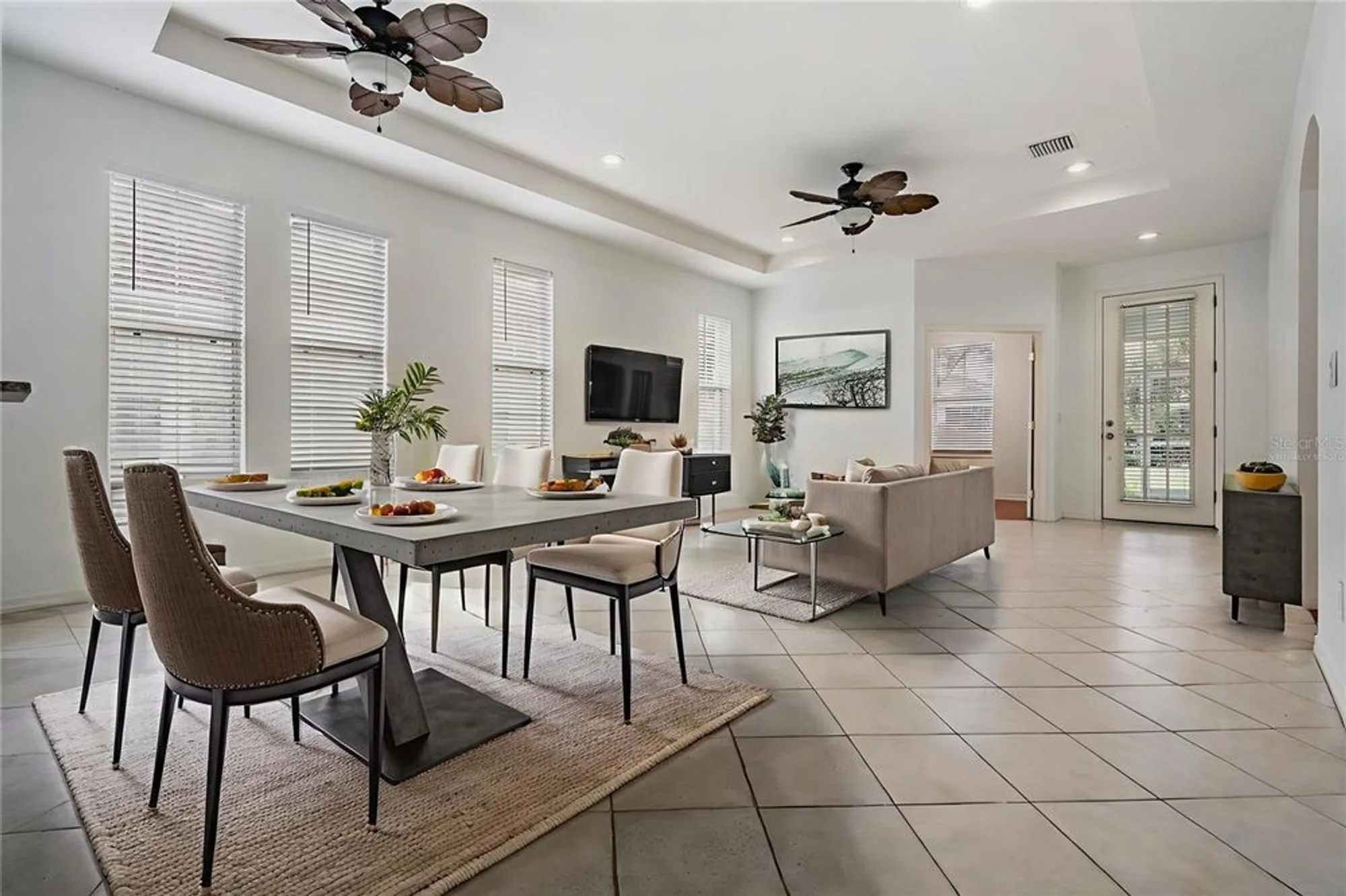 Property Slideshow image 4 of 43 | 218 summerside ct, Apollo Beach, FL, 33572