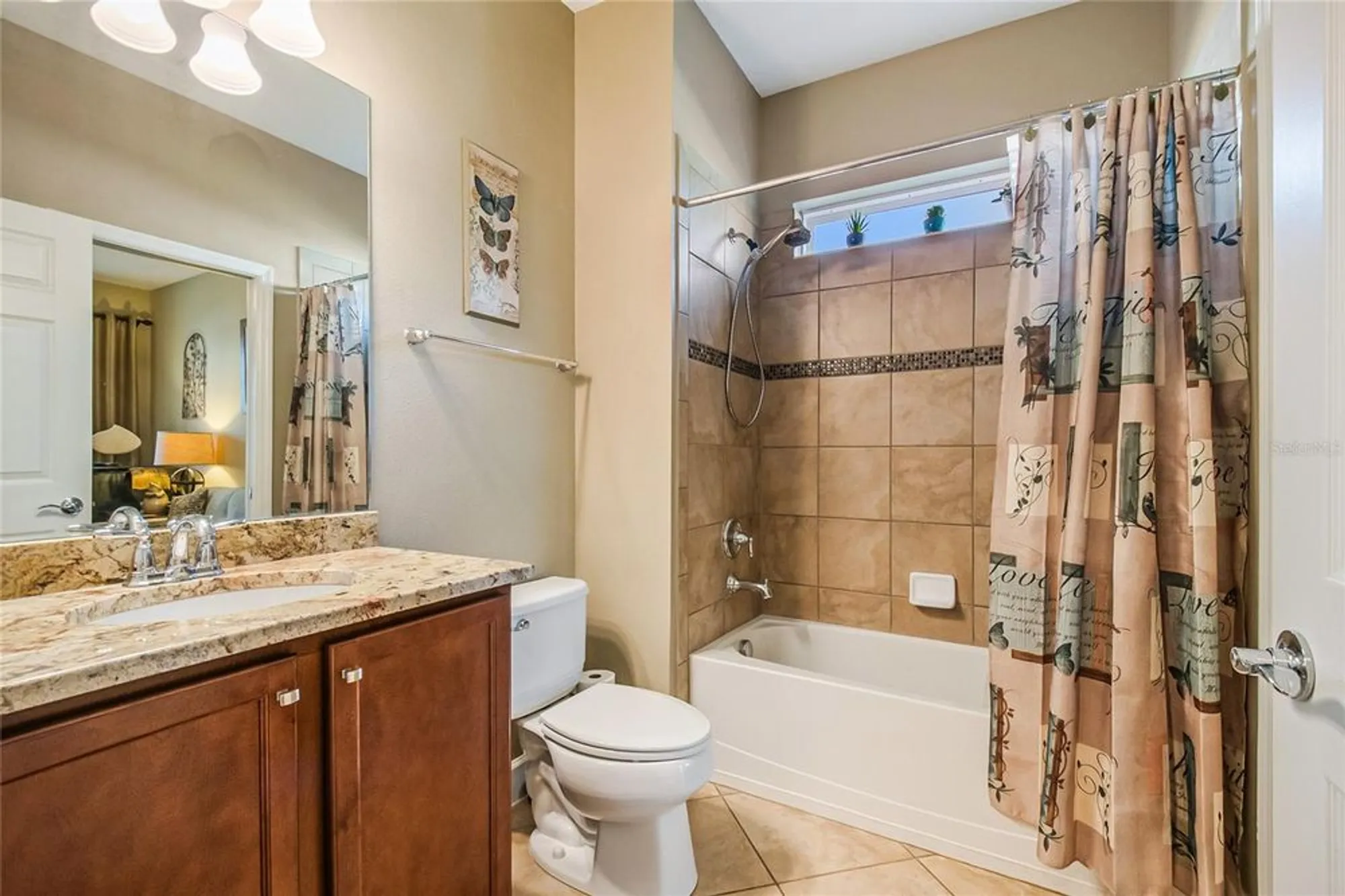 Property Slideshow image 16 of 67 | 12010 lorenza ln, Orlando, FL, 32827