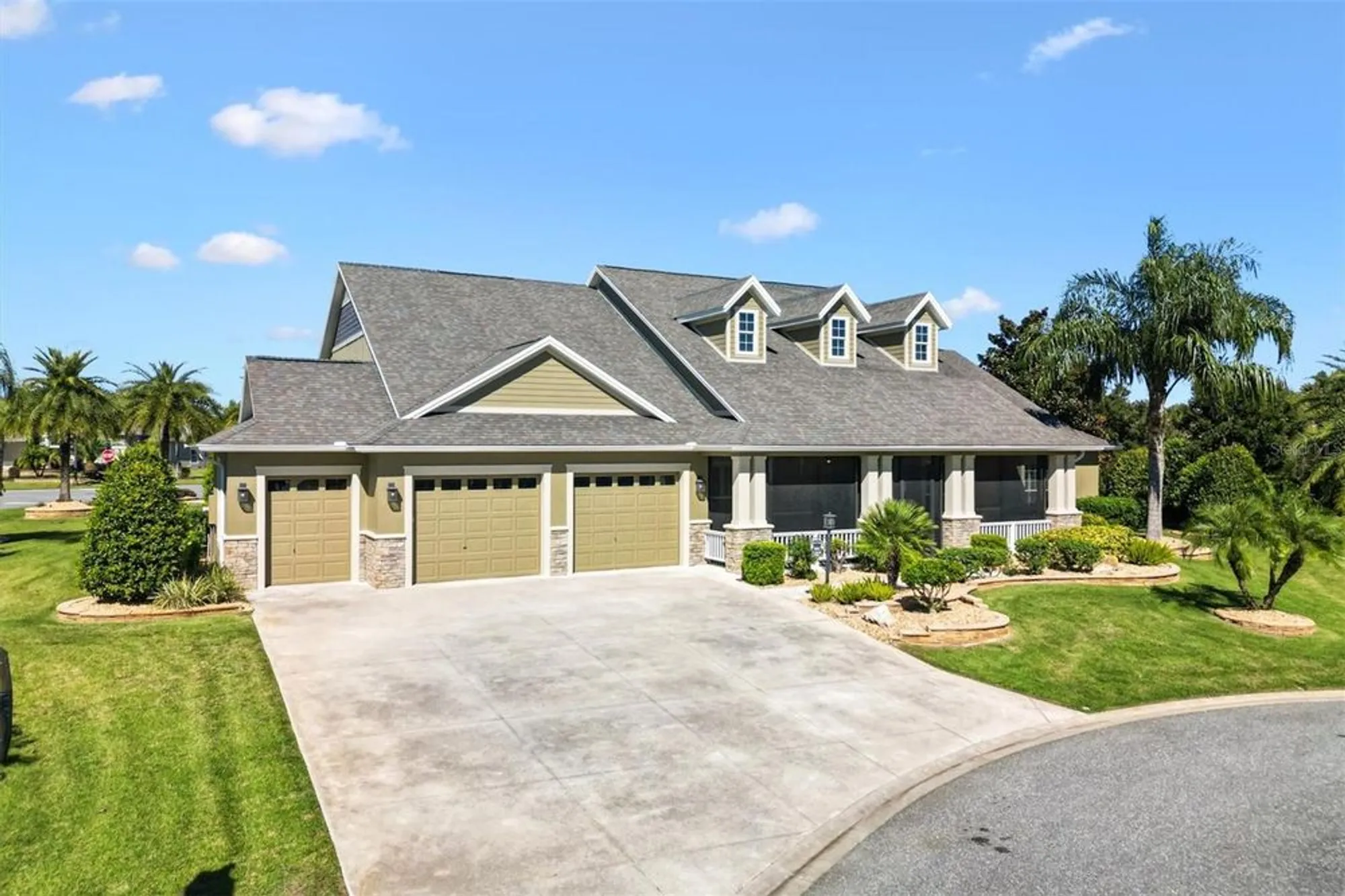 Property Slideshow image 57 of 66 | 981 iron oak way, The Villages, FL, 32163