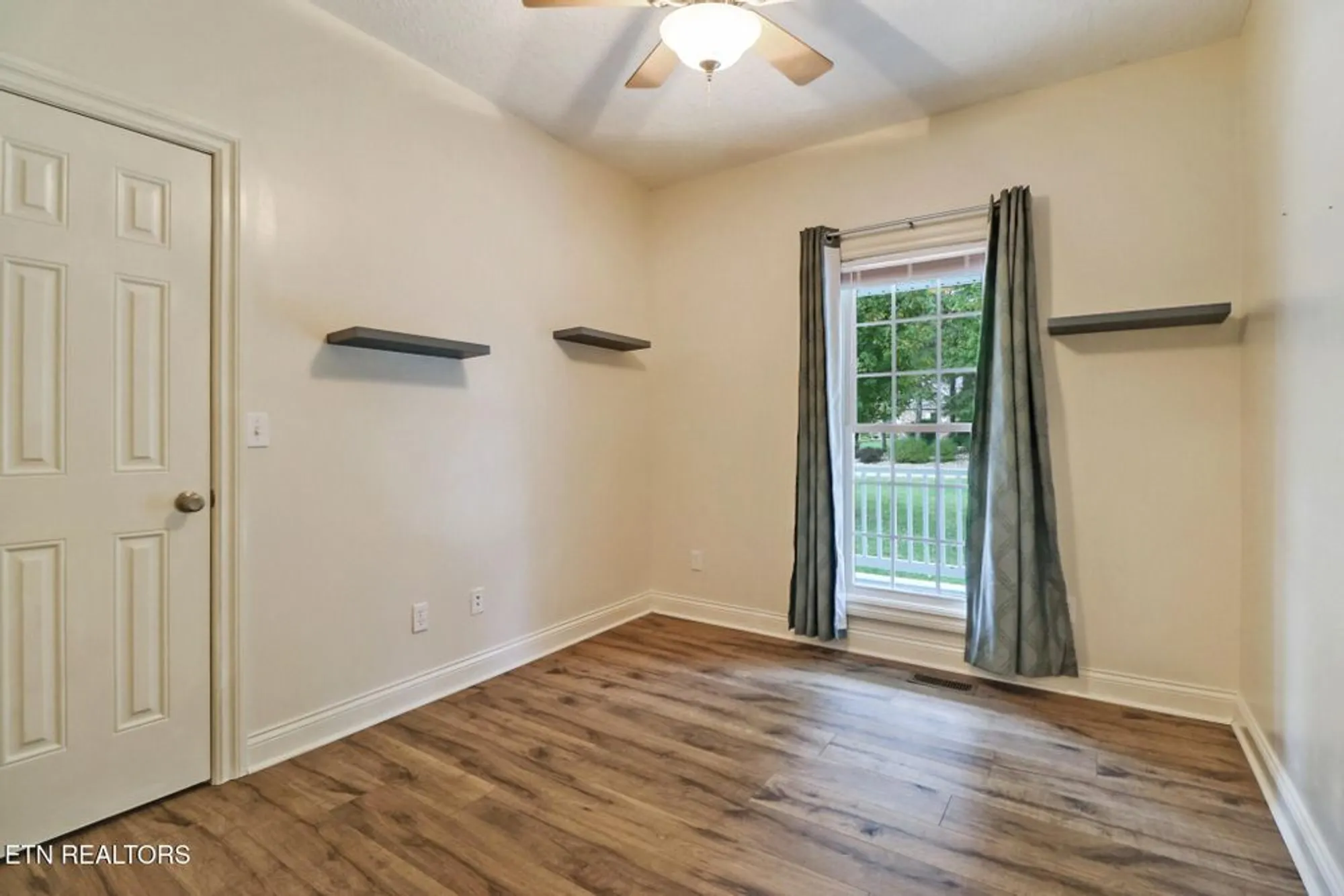 Property Slideshow image 23 of 30 | 613 westchester dr, Crossville, TN, 38558