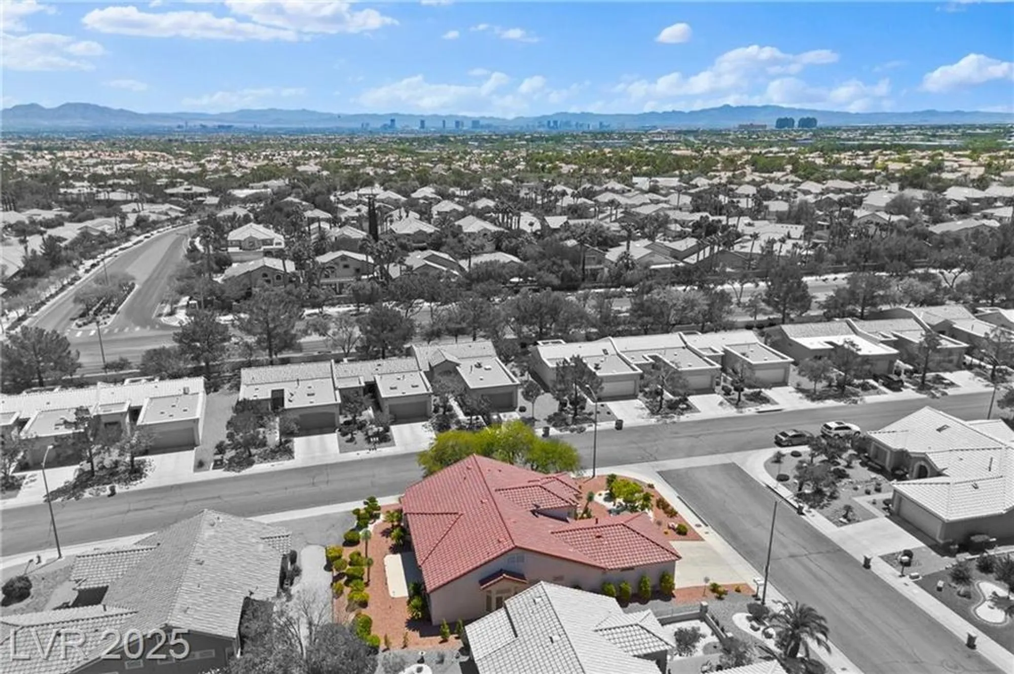 Property Slideshow image 40 of 49 | 10300 linfield pl, Las Vegas, NV, 89134