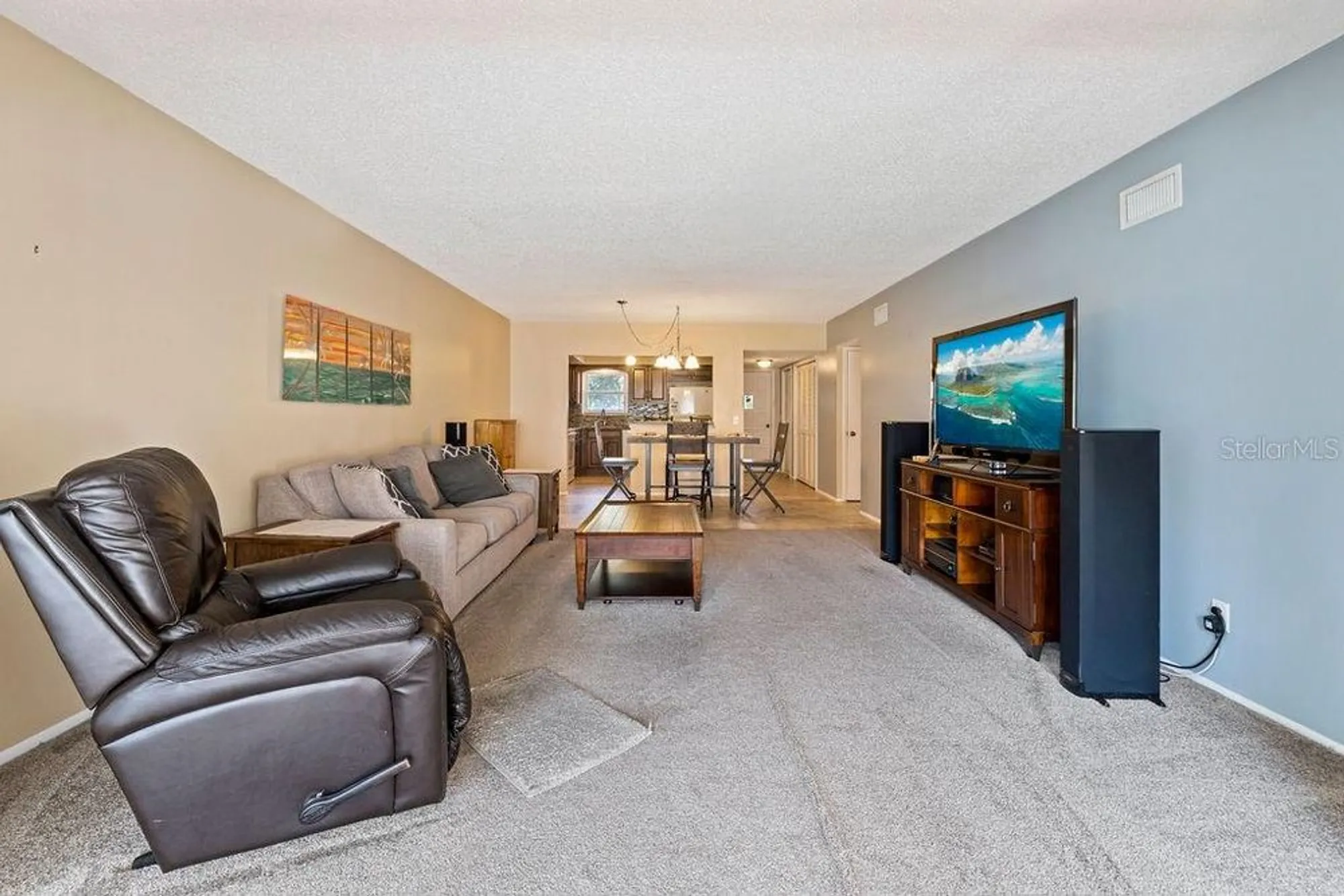 Property Slideshow image 9 of 16 | 2285 israeli dr apt 29, Clearwater, FL, 33763
