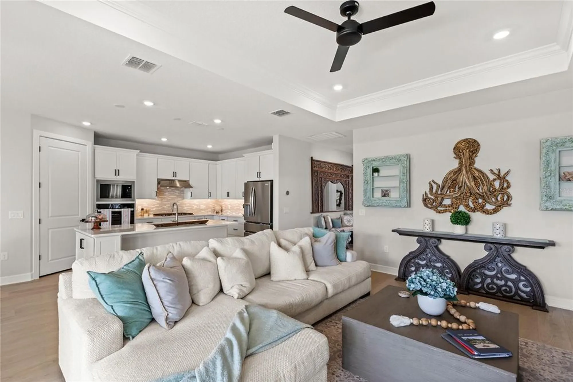 Property Slideshow image 22 of 40 | 13732 fresh ivy st, Winter Garden, FL, 34787