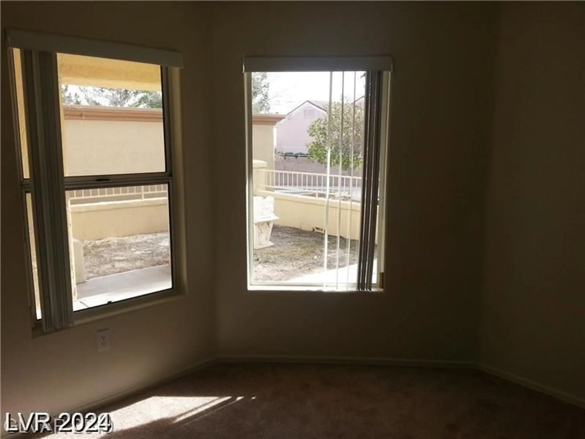 Property Slideshow image 11 of 22 | 10404 frostburg ln, Las Vegas, NV, 89134