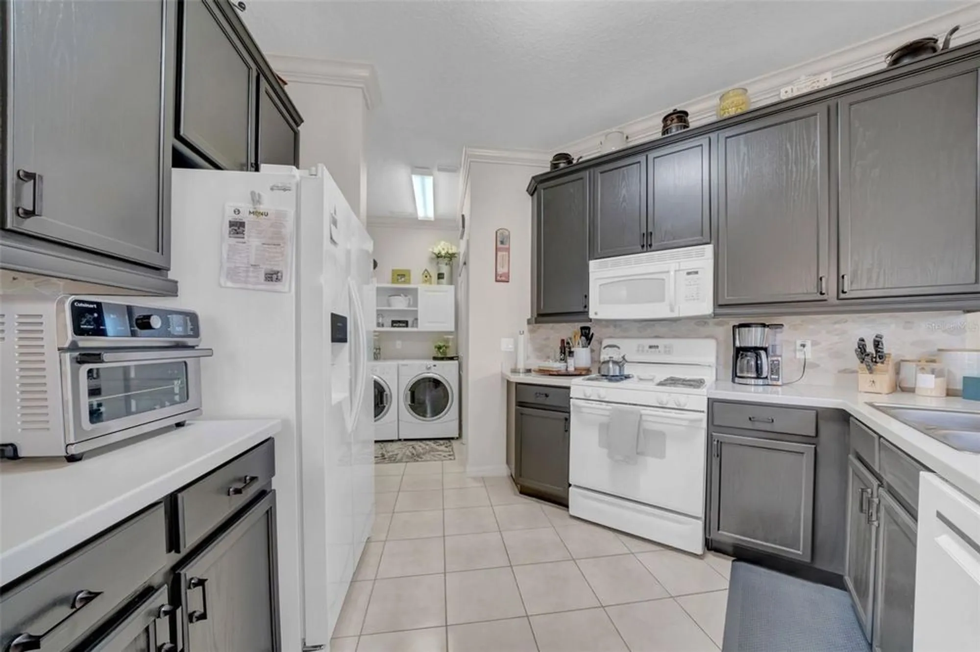 Property Slideshow image 10 of 39 | 2082 sifield greens way # 3, Sun City Center, FL, 33573
