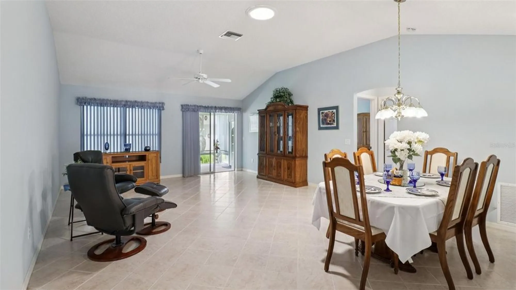 Property Slideshow image 9 of 43 | 916 pasadena way, The Villages, FL, 32159