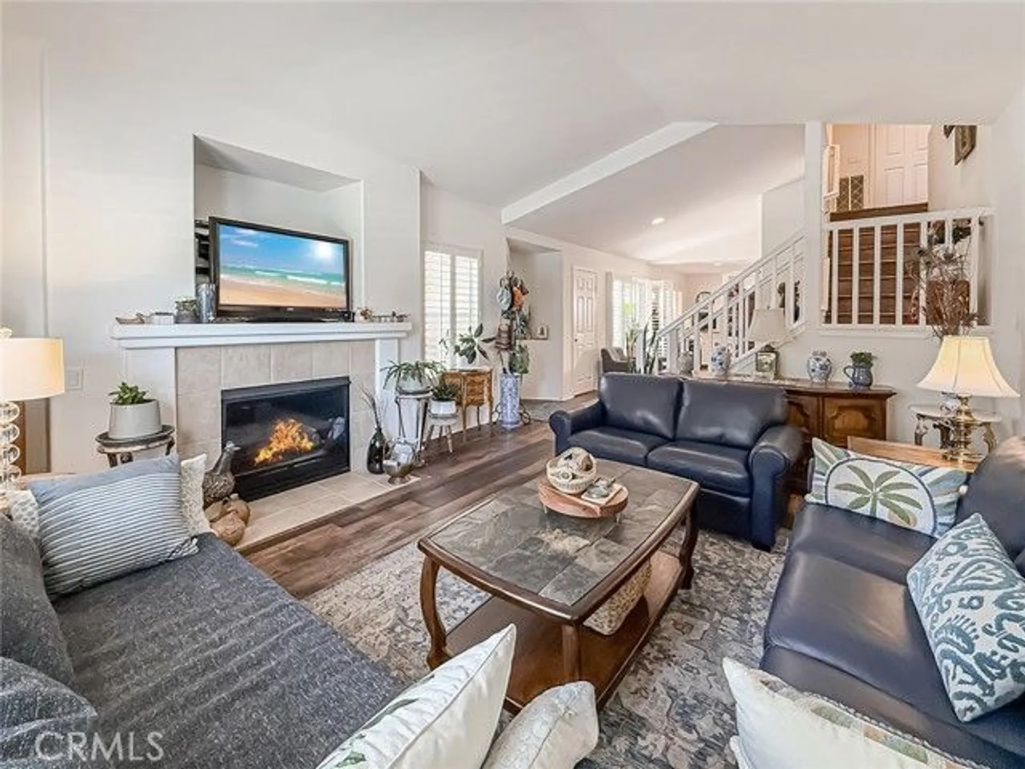 Property Slideshow image 10 of 47 | 2037 freesia ave, Simi Valley, CA, 93063
