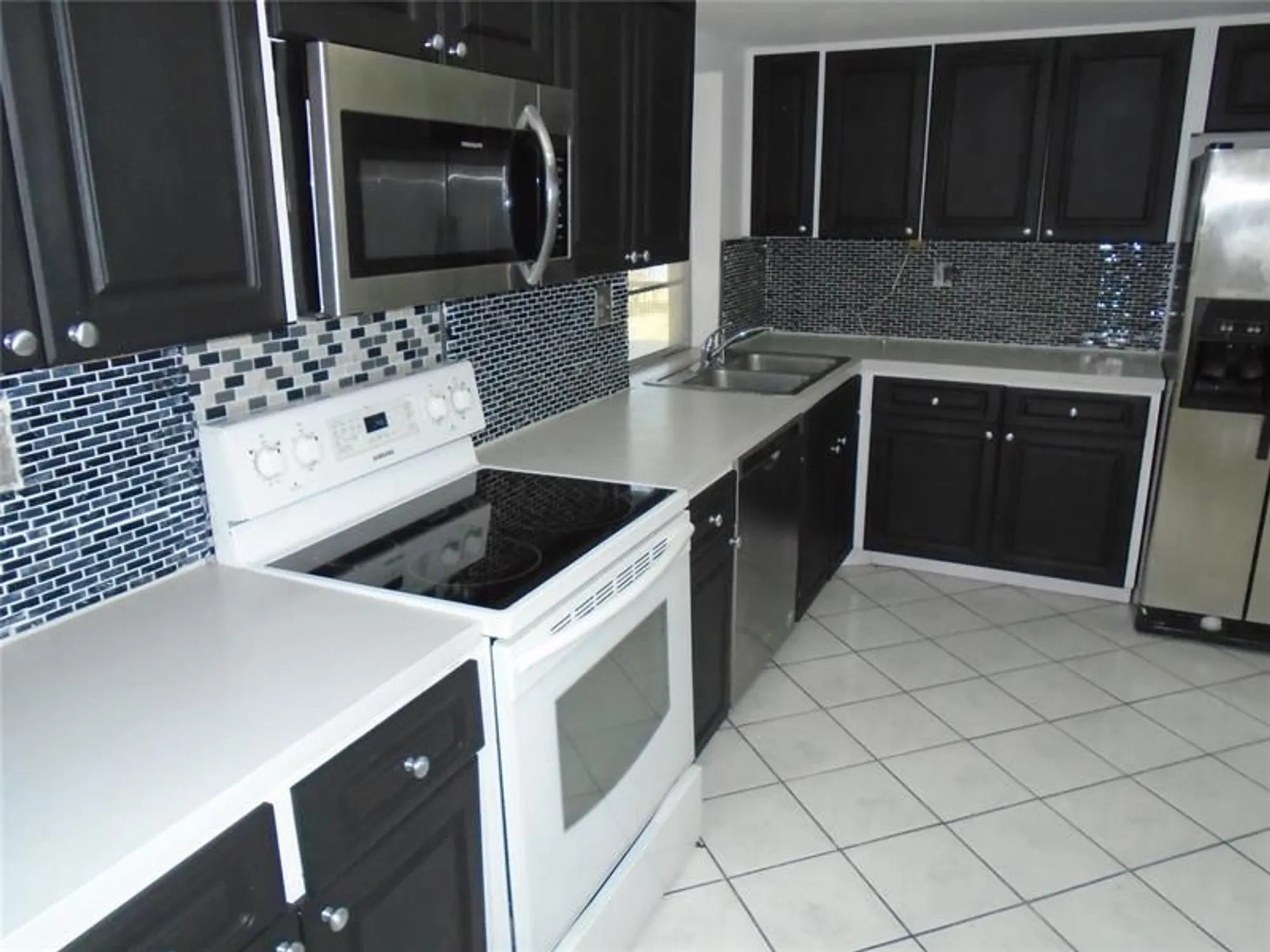 Property Slideshow image 7 of 26 | 2631 w golf blvd, Pompano Beach, FL, 33064