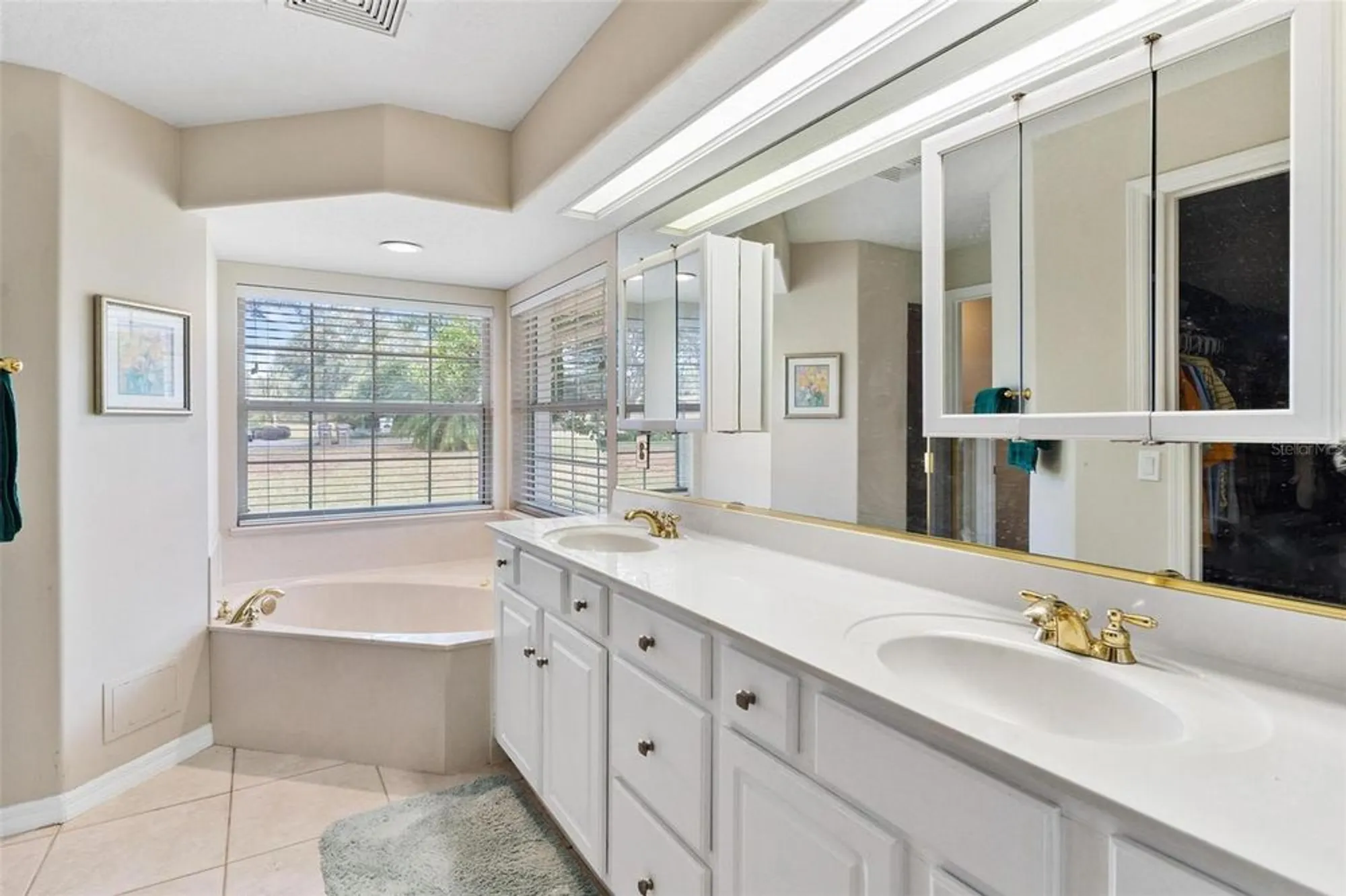 Property Slideshow image 22 of 66 | 39320 harbor hills blvd, Lady Lake, FL, 32159