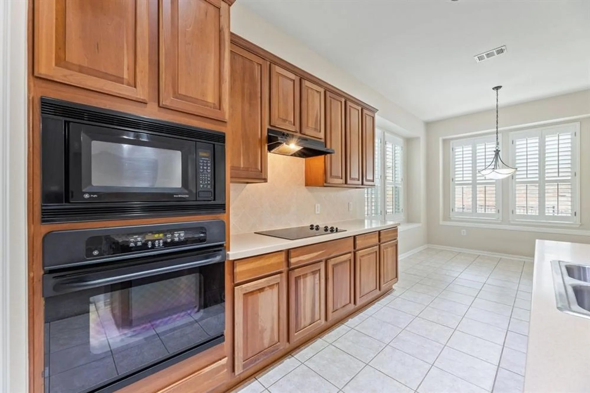 Property Slideshow image 16 of 38 | 344 wrangler dr, Fairview, TX, 75069