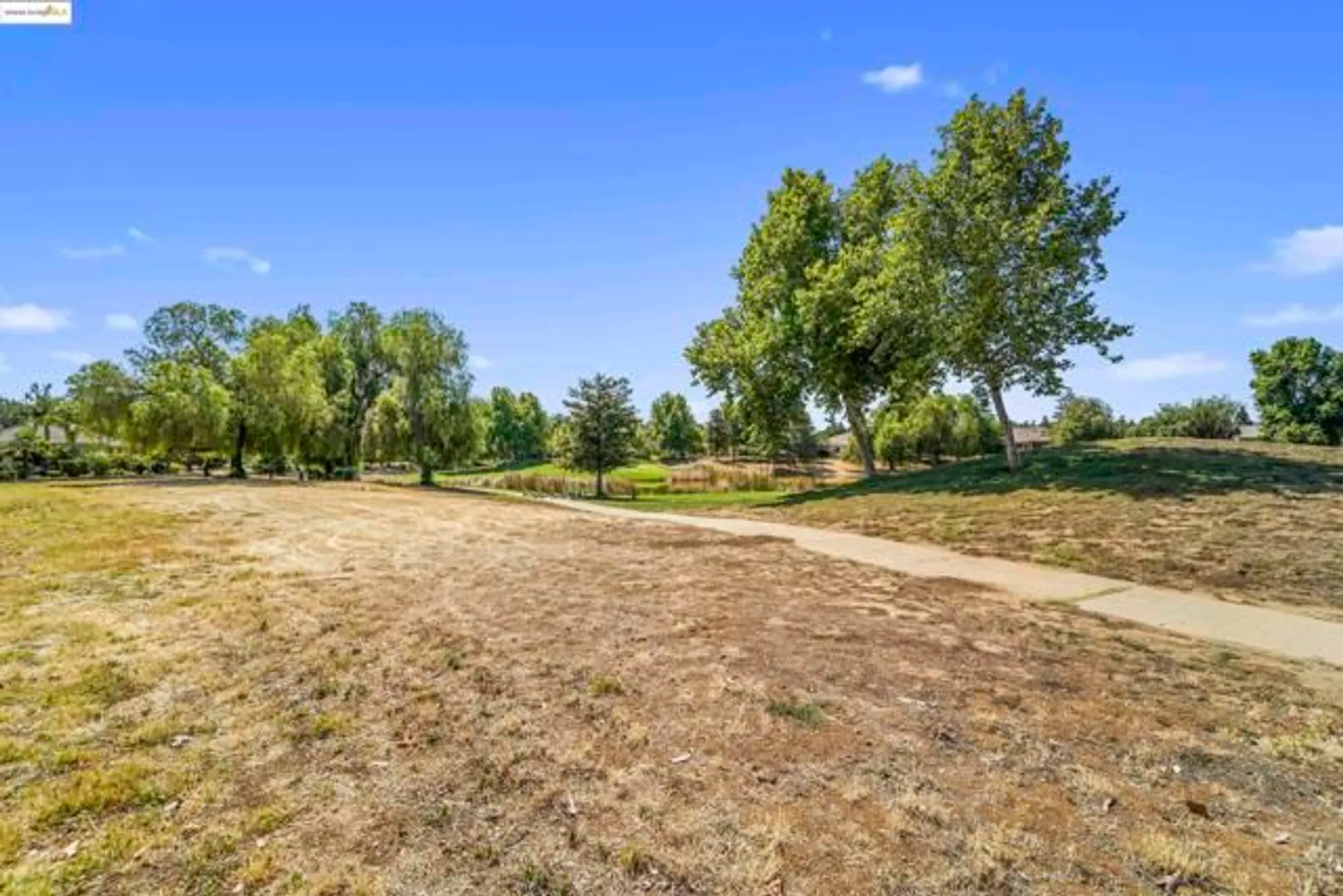 Property Slideshow image 52 of 60 | 910 suntan ln, Brentwood, CA, 94513