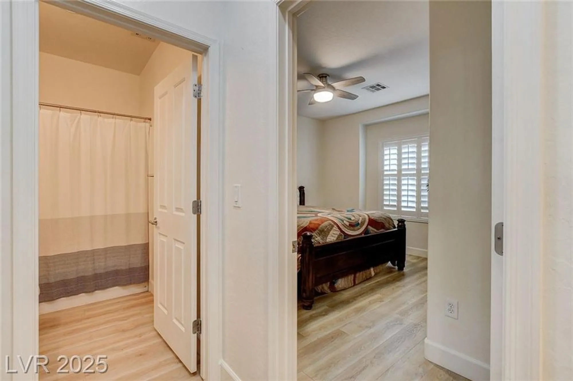 Property Slideshow image 24 of 64 | 7873 broadwing dr, North Las Vegas, NV, 89084