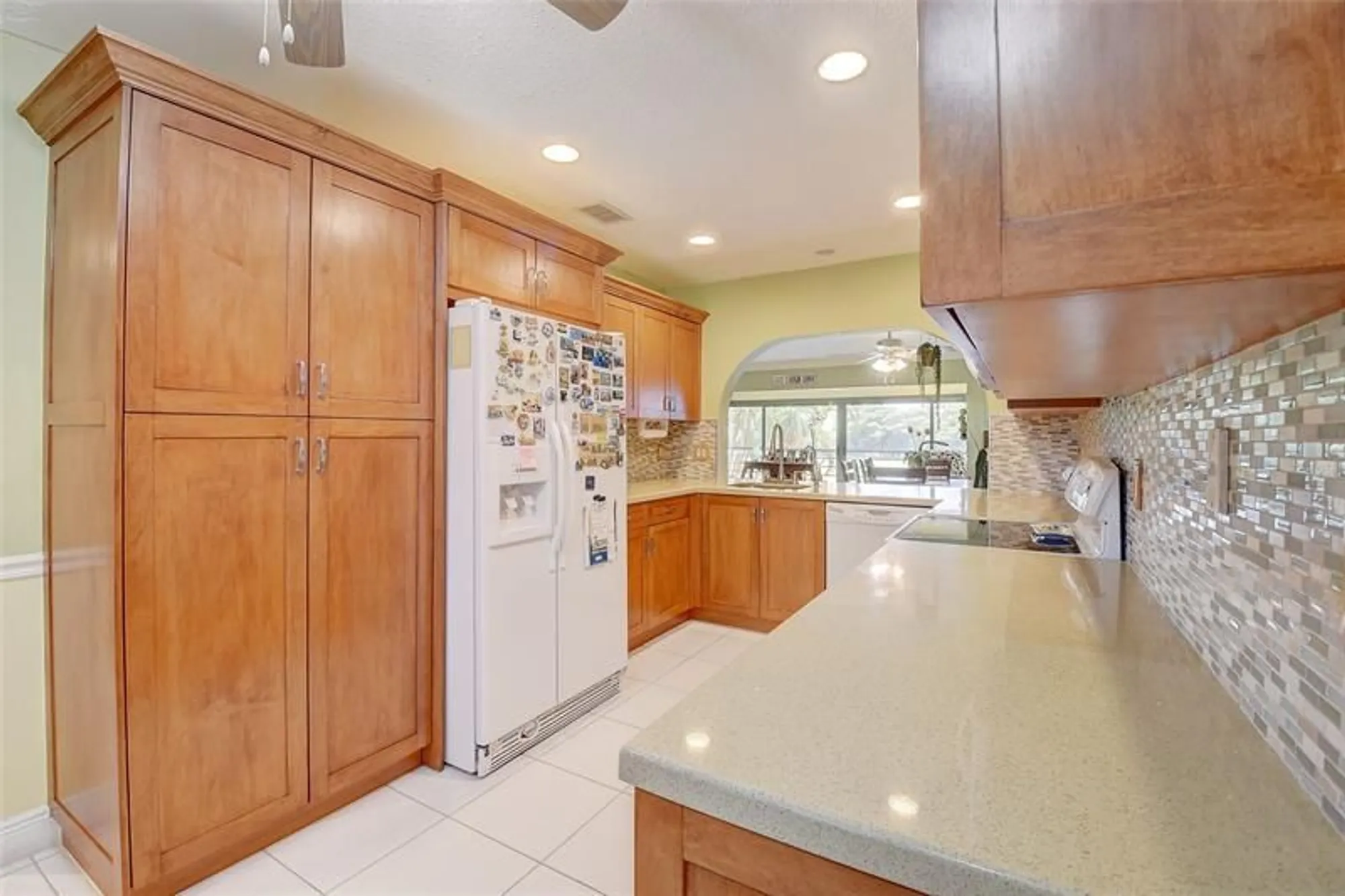 Property Slideshow image 12 of 75 | 6422 aspen glen cir # 206, Boynton Beach, FL, 33437
