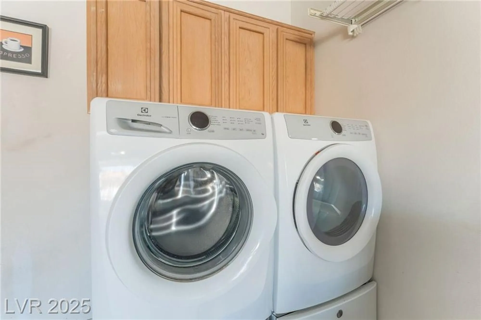 Property Slideshow image 35 of 42 | 10413 willamette pl, Las Vegas, NV, 89134