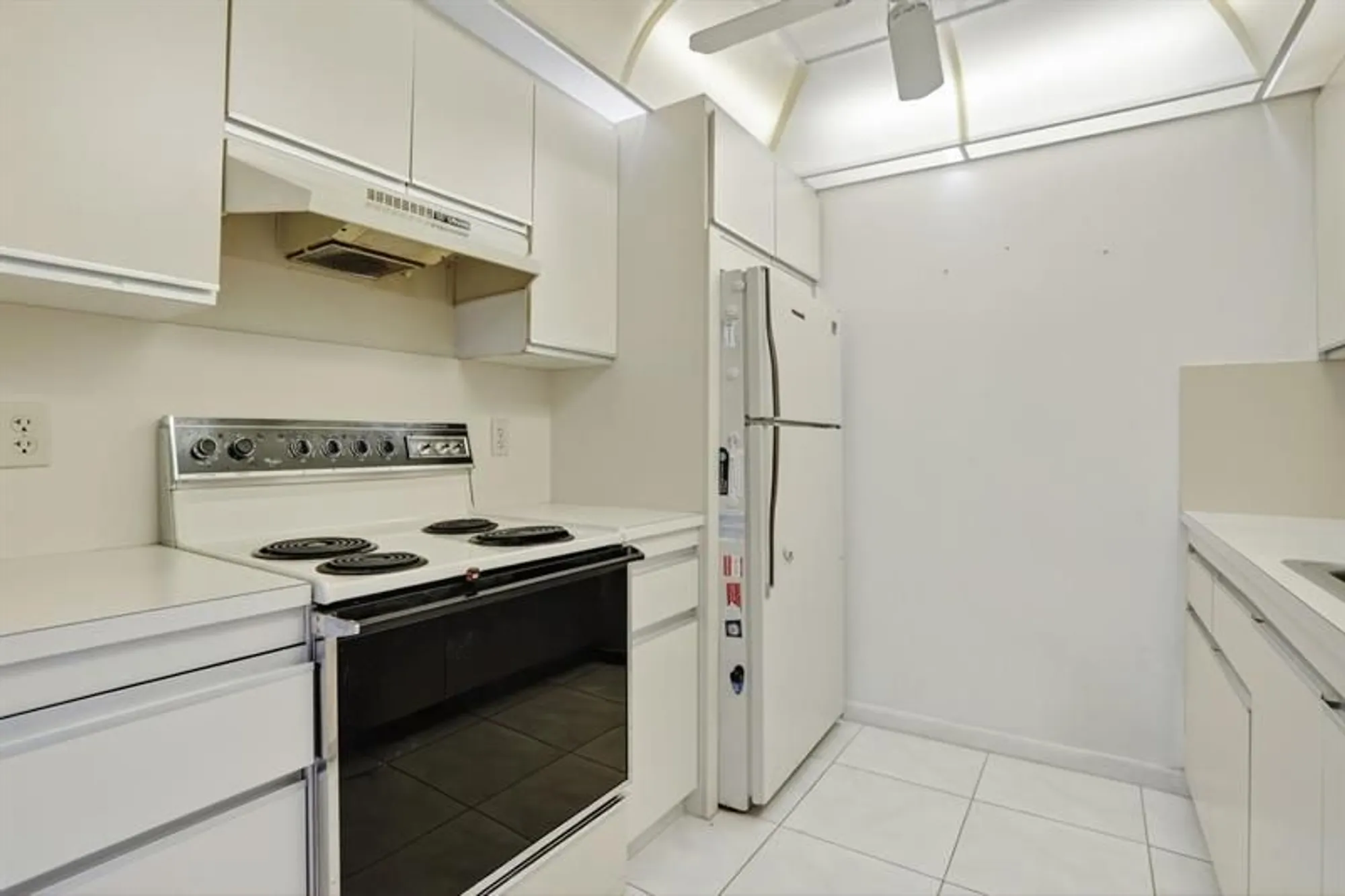 Property Slideshow image 3 of 32 | 3401 bimini ln h1, Coconut Creek, FL, 33066