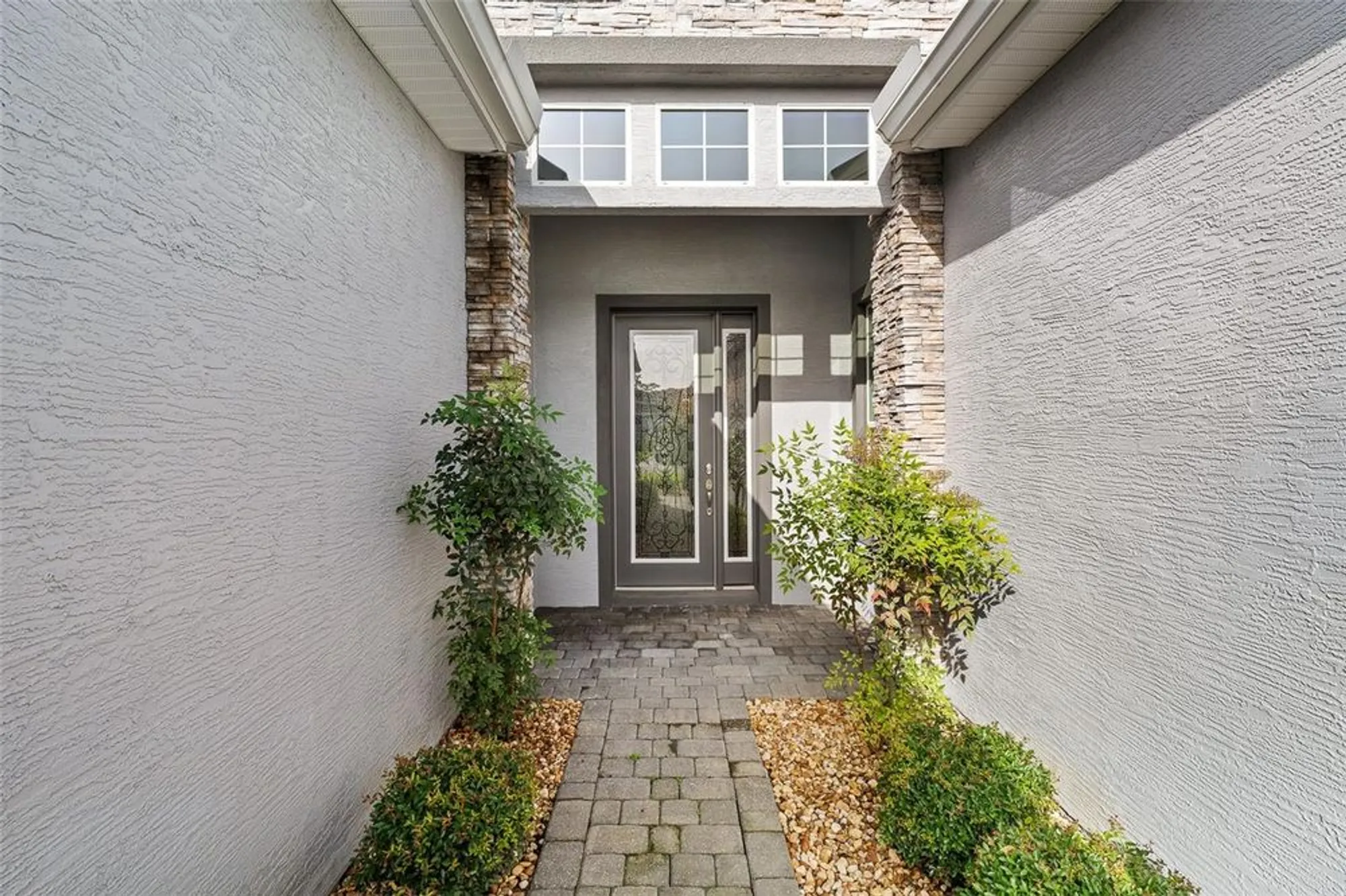 Property Slideshow image 2 of 62 | 829 pinewood dr, Ormond Beach, FL, 32174