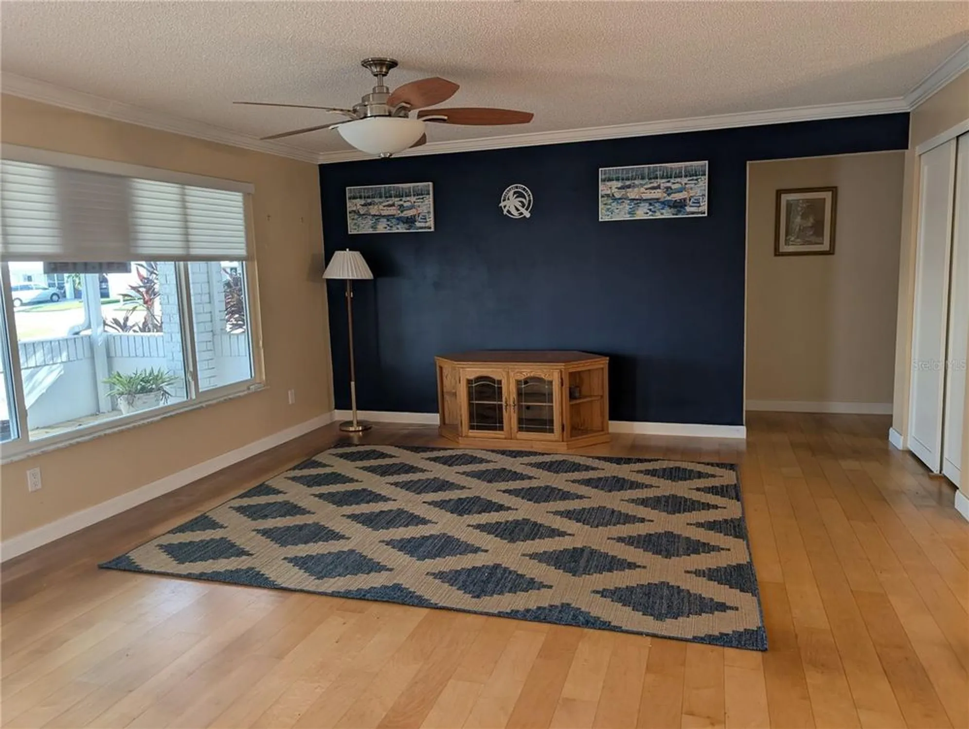 Property Slideshow image 5 of 47 | 9154 42nd ln n # 5, Pinellas Park, FL, 33782