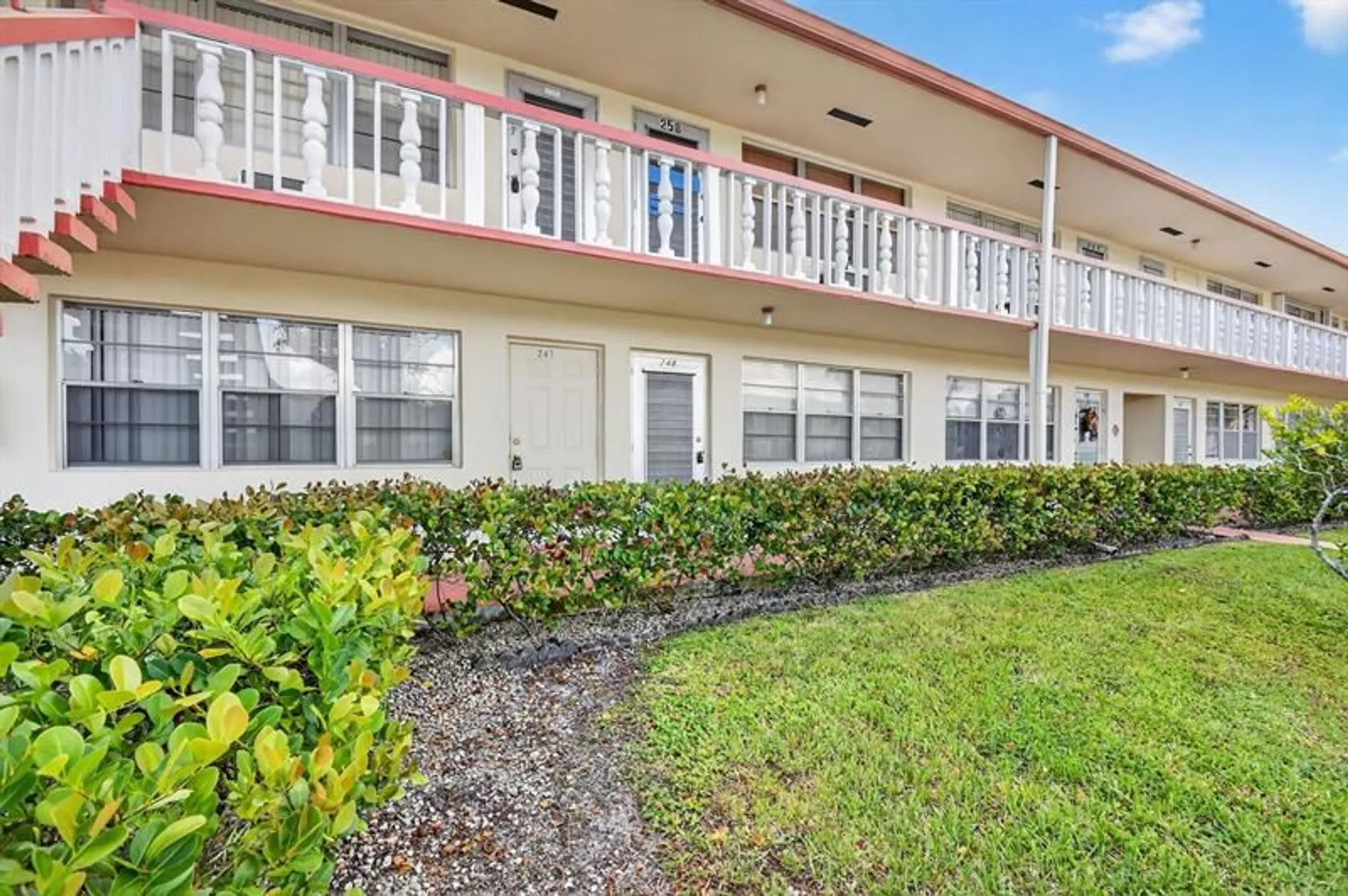 Property Slideshow image 1 of 23 | 247 camden k # 247, West Palm Beach, FL, 33417