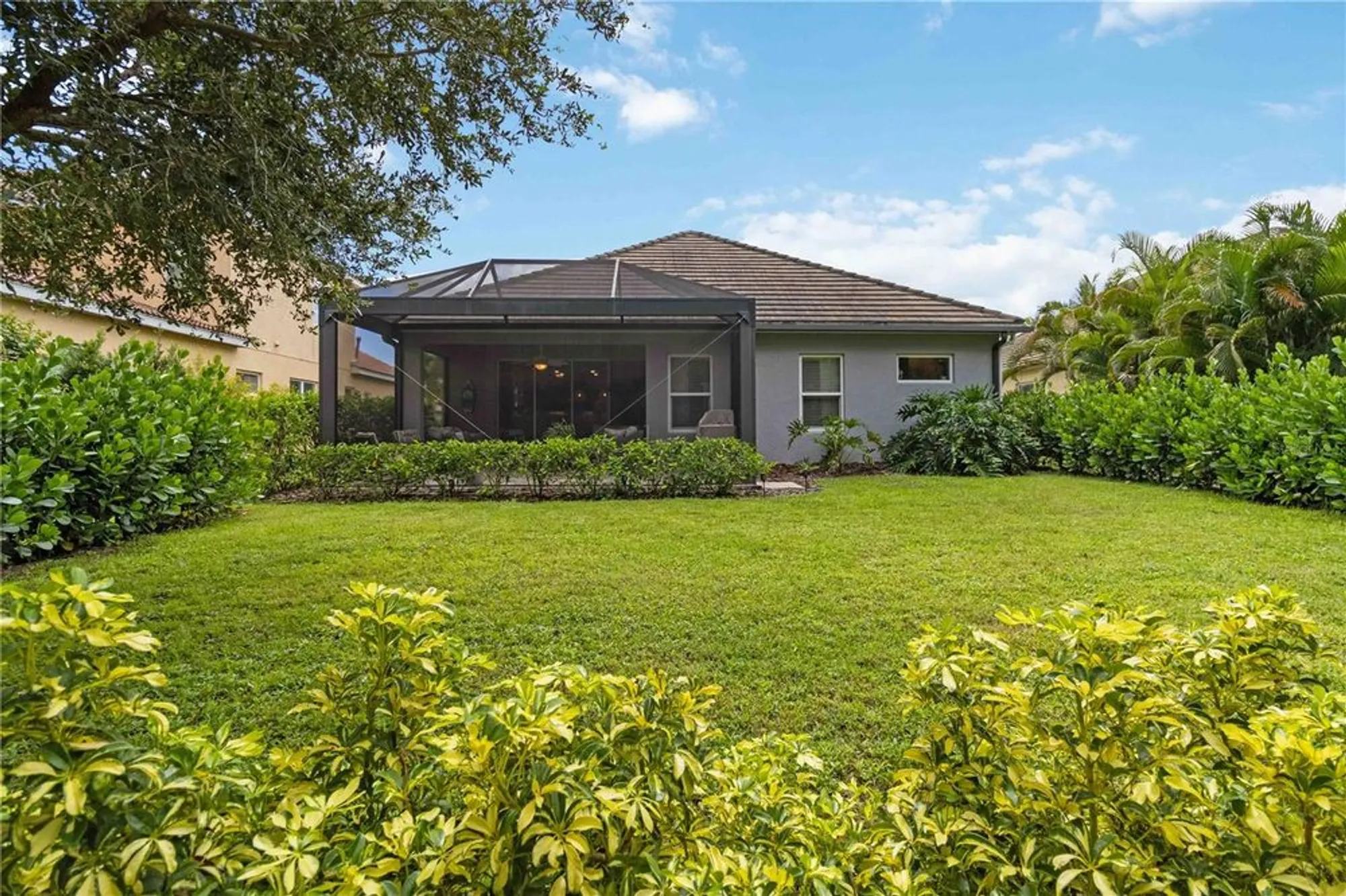 Property Slideshow image 41 of 70 | 12252 stuart dr, Venice, FL, 34293