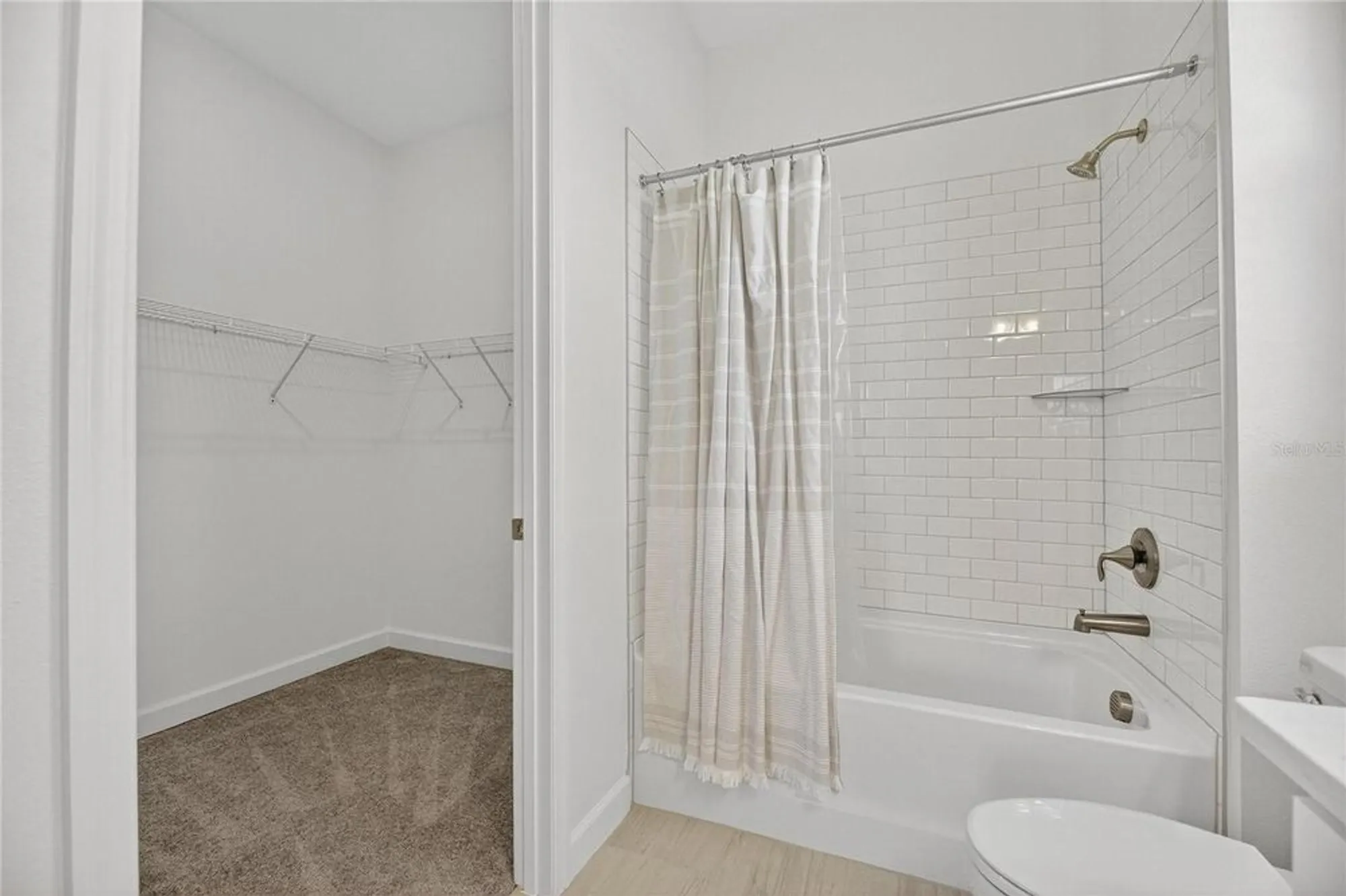 Property Slideshow image 11 of 72 | 17415 holly well ave, Wimauma, FL, 33598