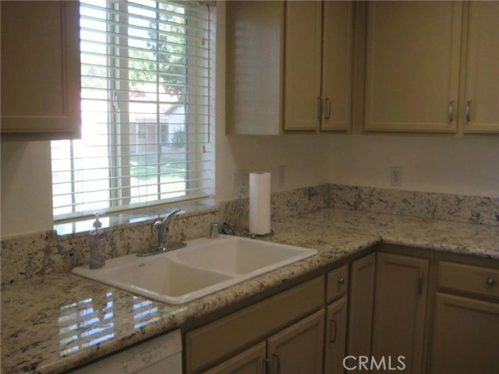 Property Slideshow image 28 of 41 | 19058 pamela ln, Apple Valley, CA, 92308