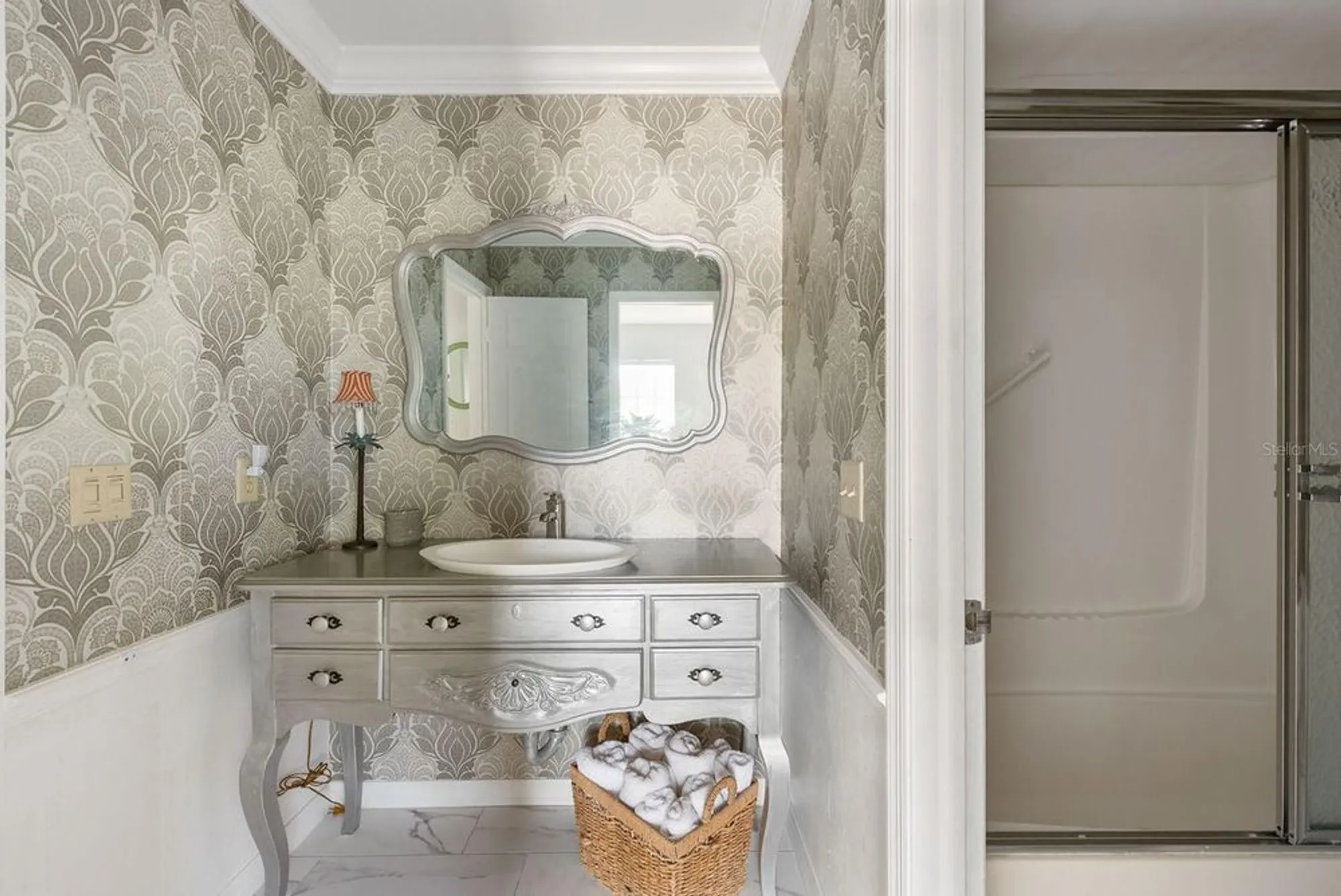 Property Slideshow image 29 of 73 | 1 curacao cir 44, Englewood, FL, 34223