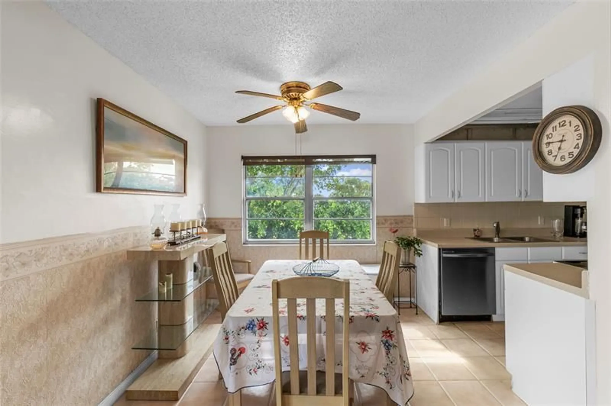 Property Slideshow image 4 of 49 | 4160 cambridge g # 4160, Deerfield Beach, FL, 33442