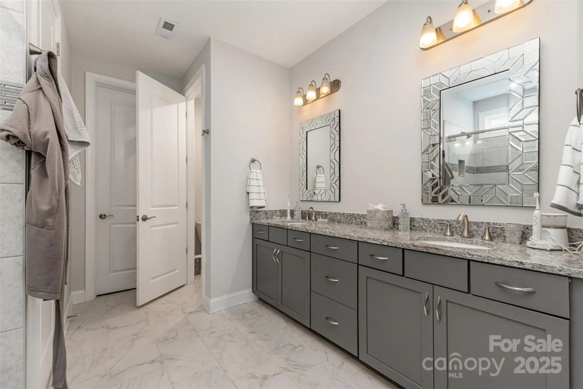 Property Slideshow image 23 of 34 | 7025 overjoyed crossing, Charlotte, NC, 28215