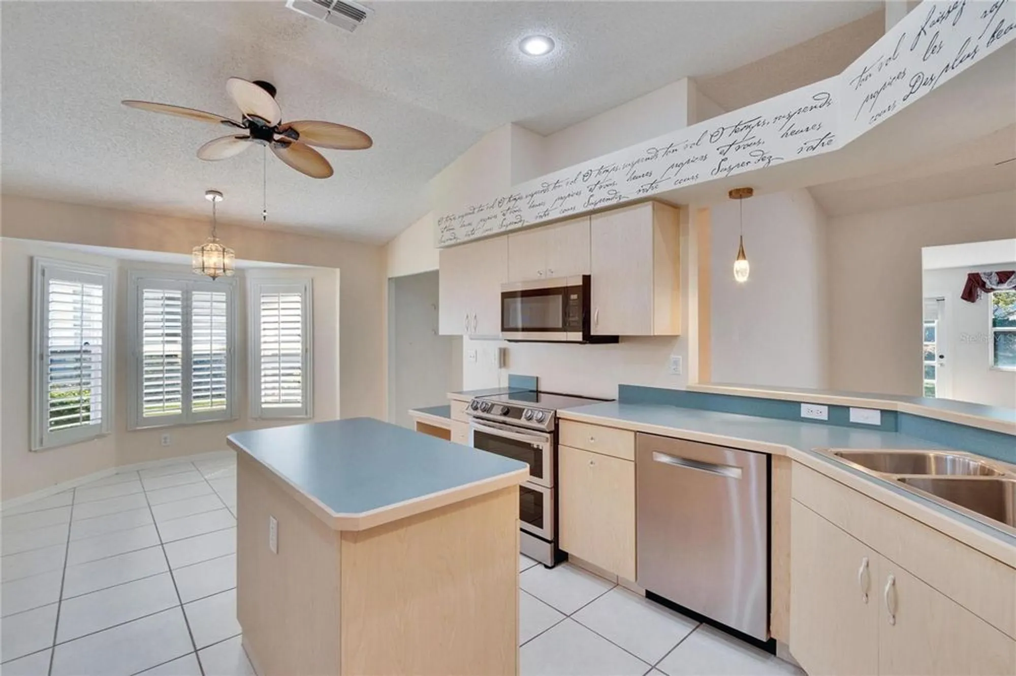 Property Slideshow image 10 of 46 | 1034 mcdaniel st # 1034, Sun City Center, FL, 33573